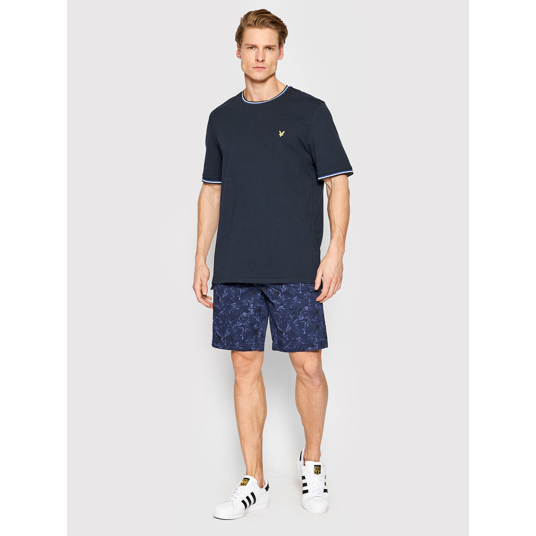 Lyle & Scott Тишърт Tipped Cuff TS1600V Тъмносин Relaxed Fit - Pepit.bg