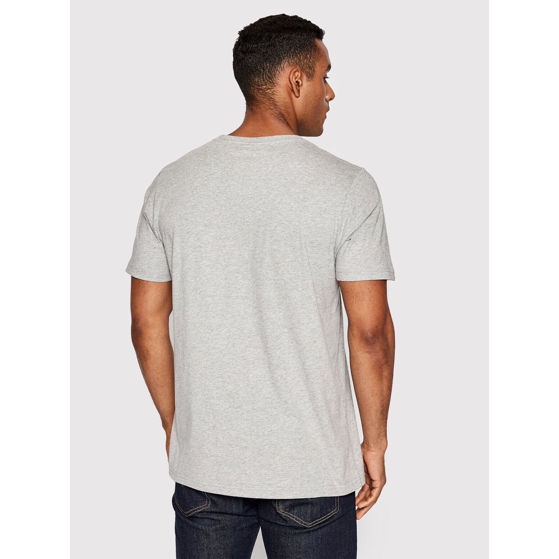 Makia Тишърт Square Pocket M24041 Сив Regular Fit - Pepit.bg