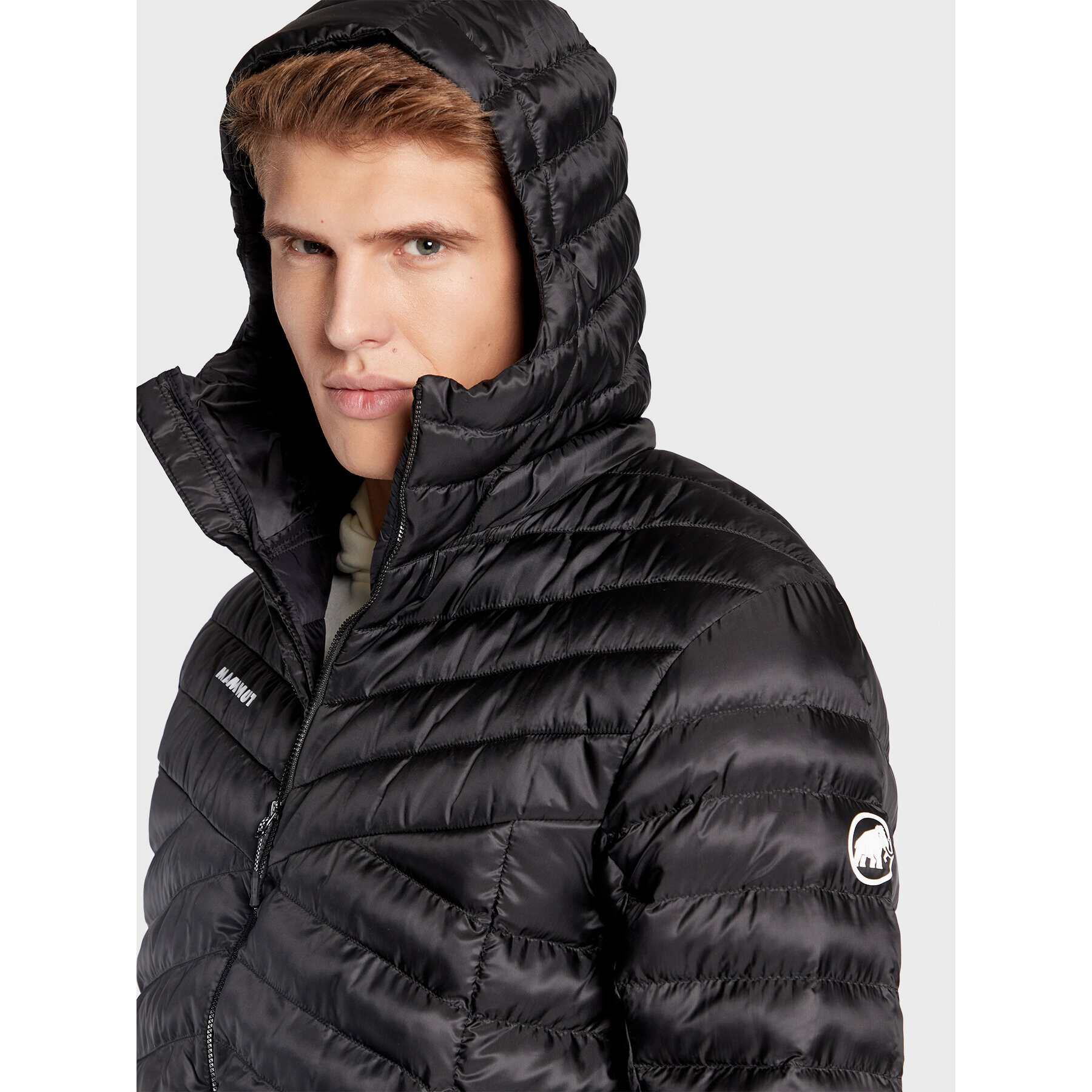Mammut Пухено яке Albula 1013-01781-0001-115 Черен Regular Fit - Pepit.bg