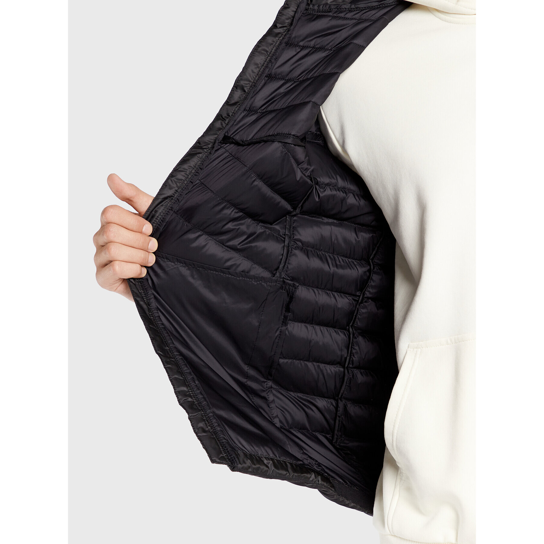 Mammut Пухено яке Albula 1013-01781-0001-115 Черен Regular Fit - Pepit.bg