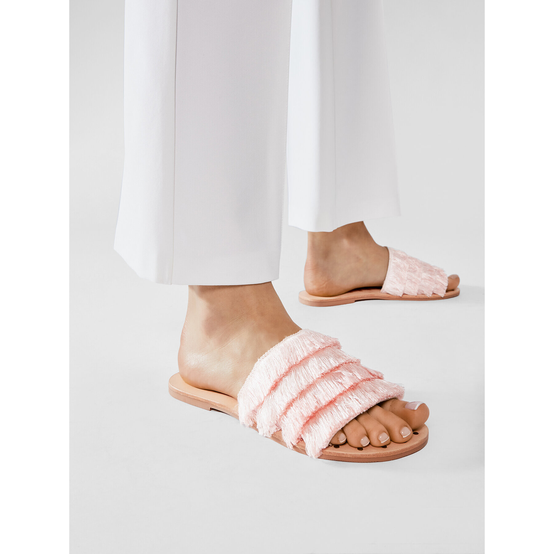 Manebi Чехли Leather Sandals S 2.4 Y0 Розов - Pepit.bg