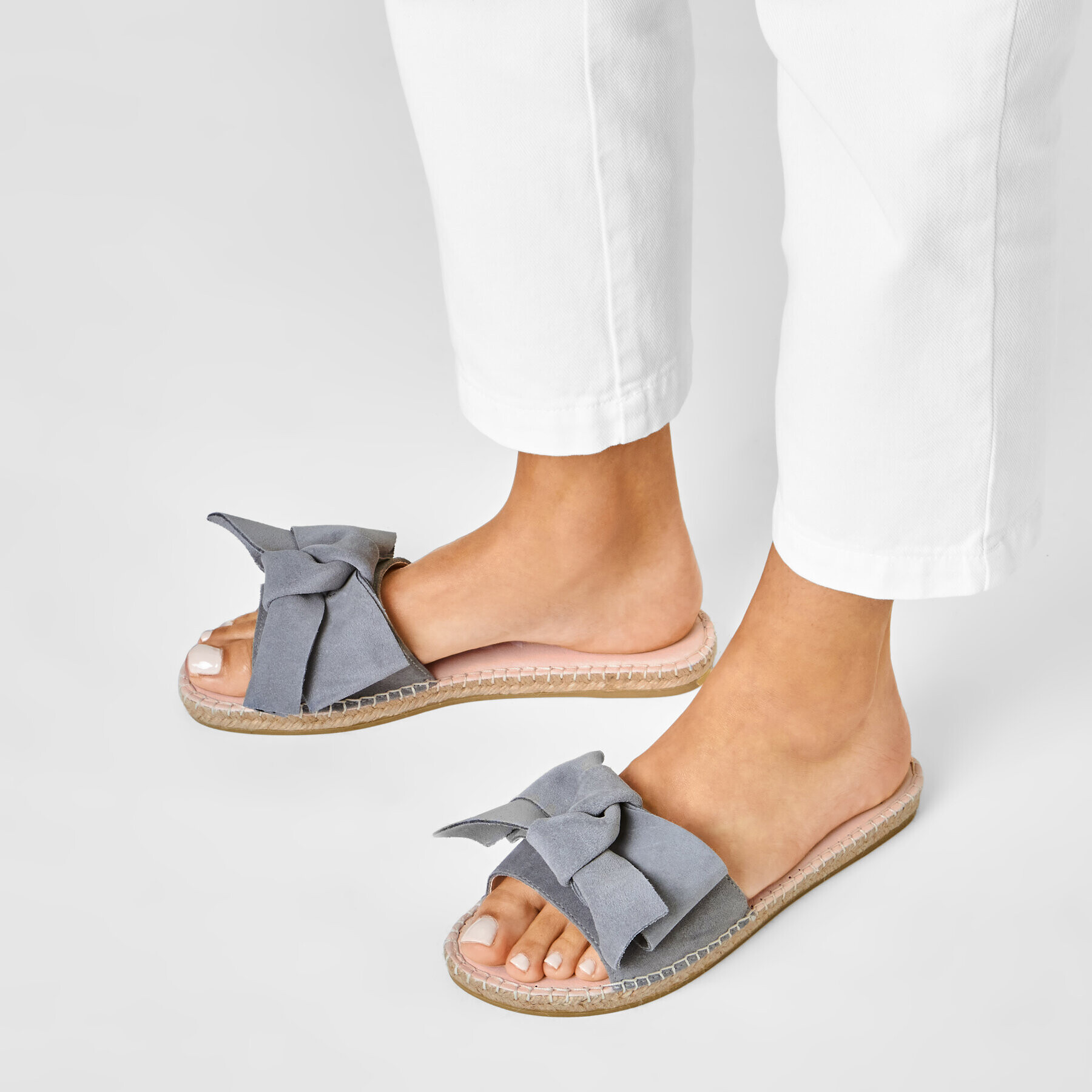 Manebi Еспадрили Sandals With Bow A C.1 J0 Сив - Pepit.bg