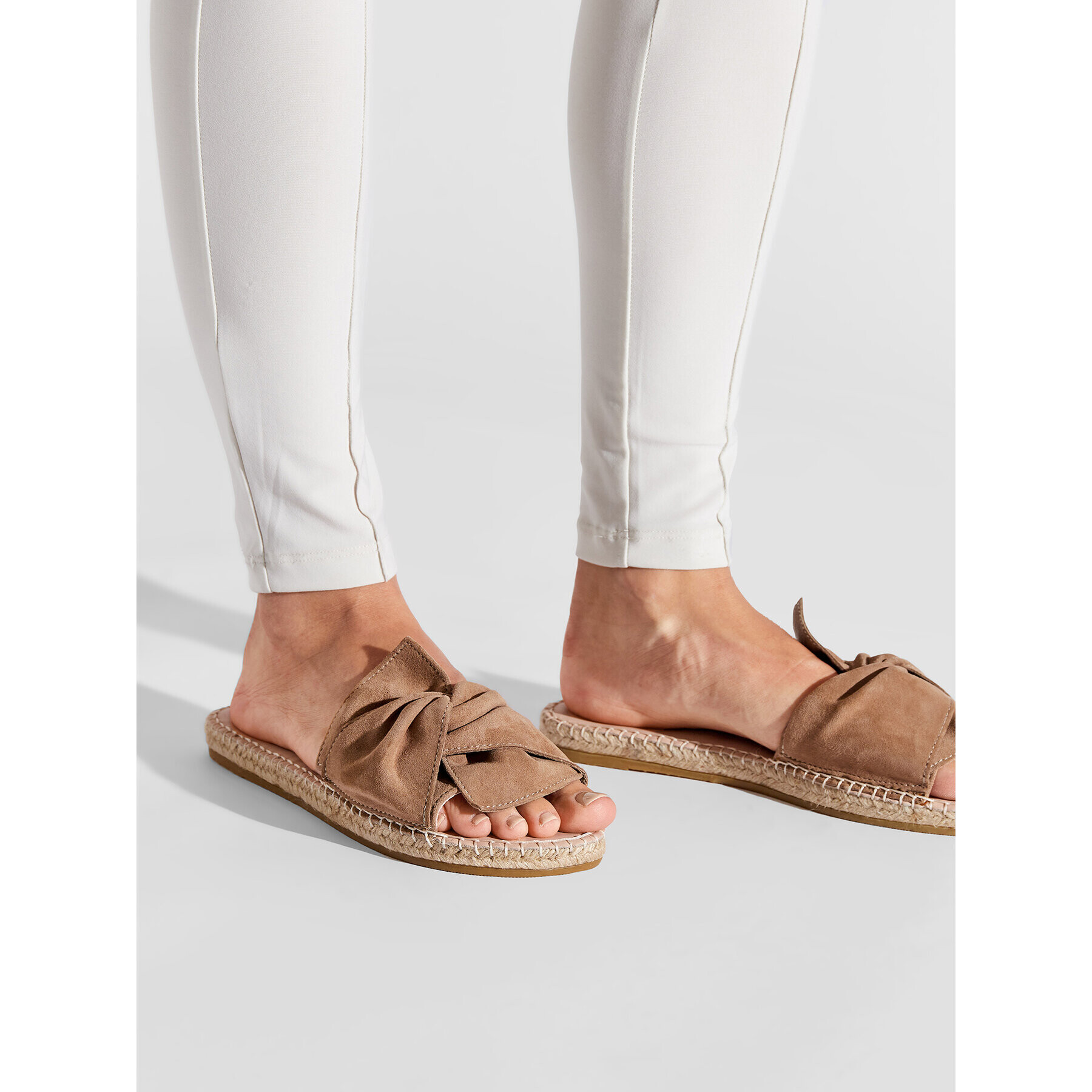 Manebi Еспадрили Sandals With Knot W 1.9 JK Кафяв - Pepit.bg