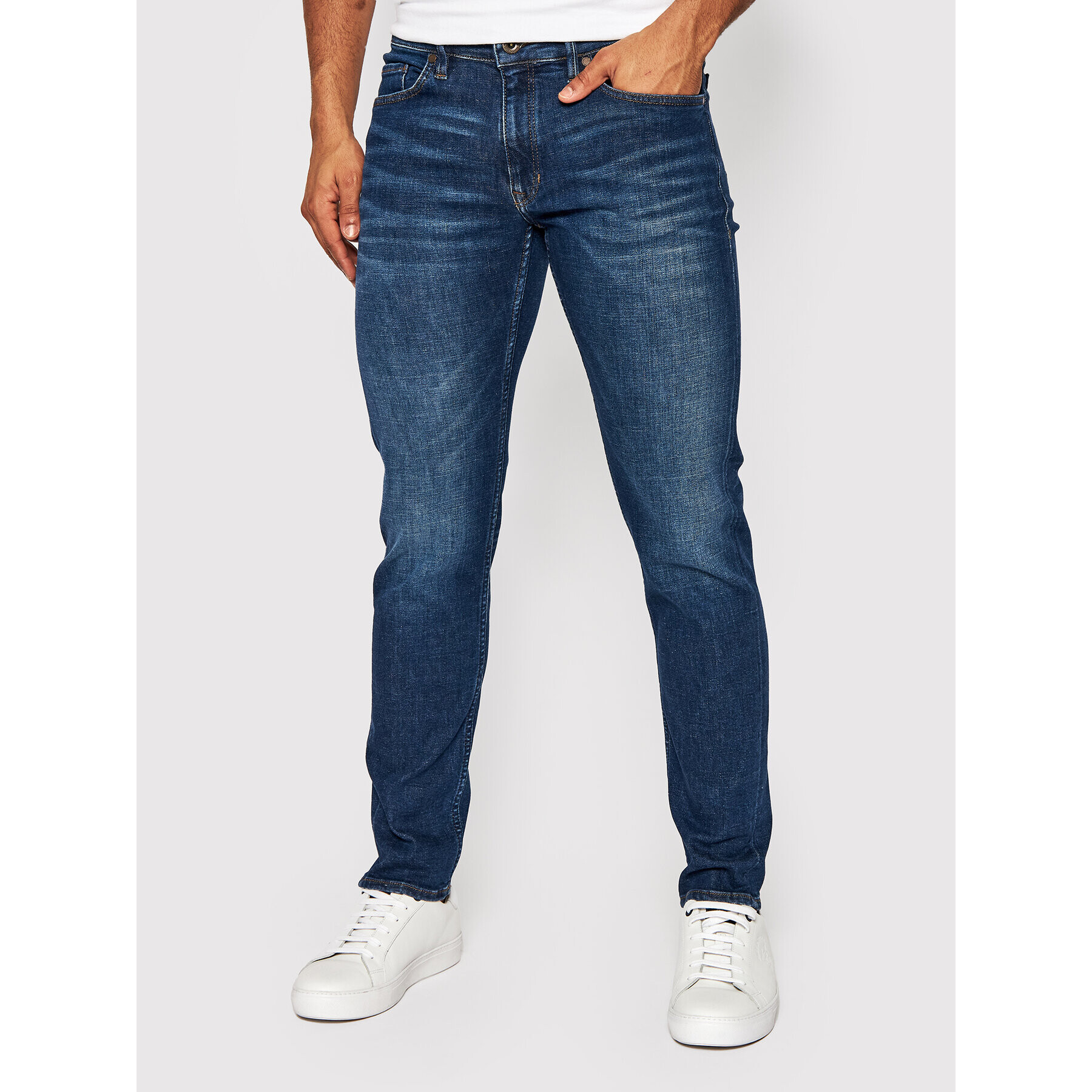 Marc O'Polo Дънки B21 9214 12048 Тъмносин Shaped Fit - Pepit.bg
