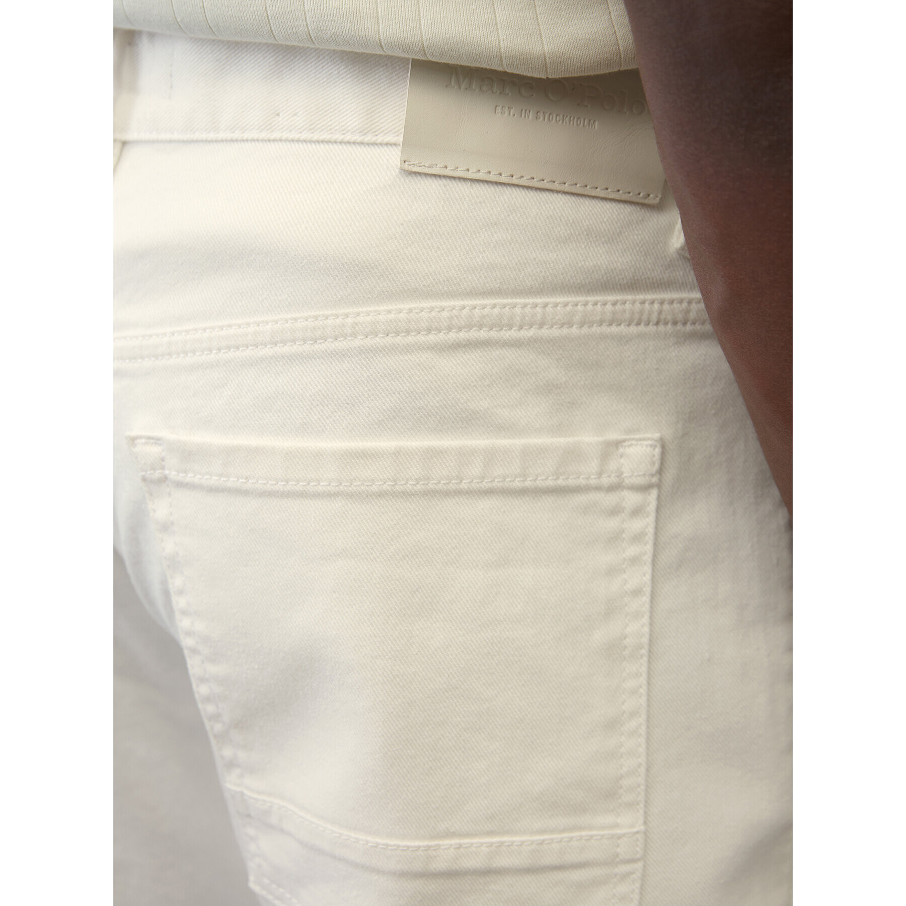 Marc O'Polo Дънки 322915812100 Бежов Tapered Fit - Pepit.bg
