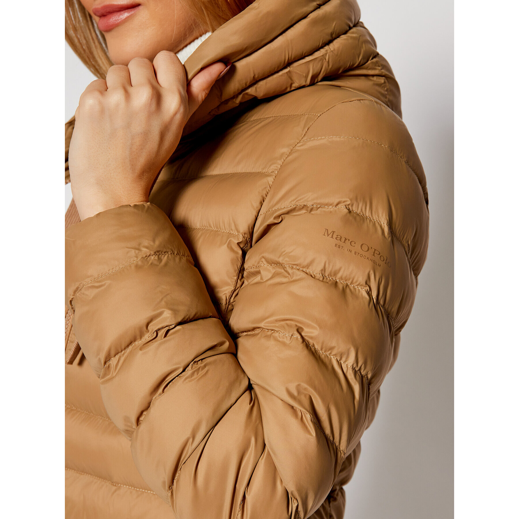 Marc O'Polo Пухено яке 101 0851 70011 Кафяв Regular Fit - Pepit.bg