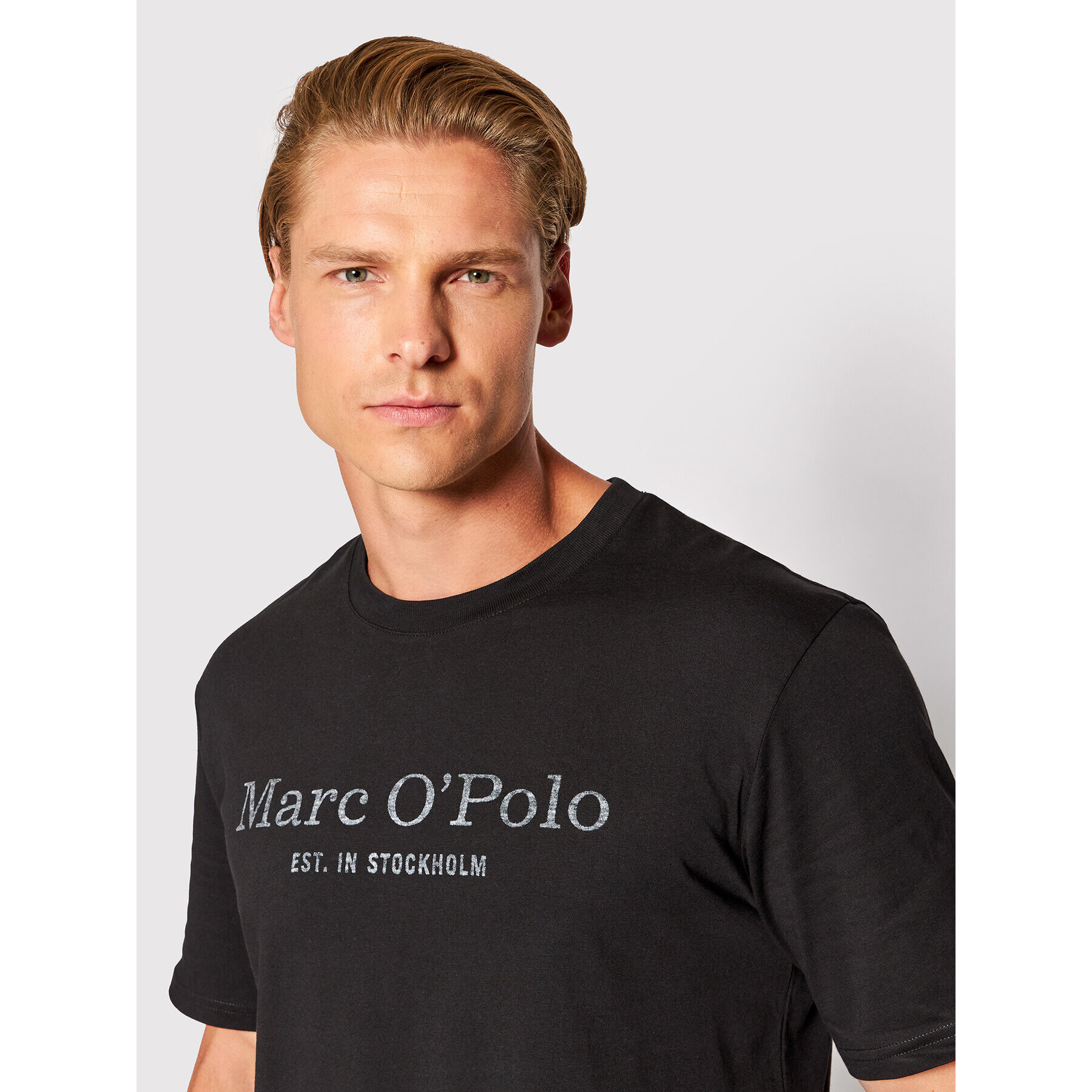 Marc O'Polo Тишърт B21 2012 51052 Черен Regular Fit - Pepit.bg