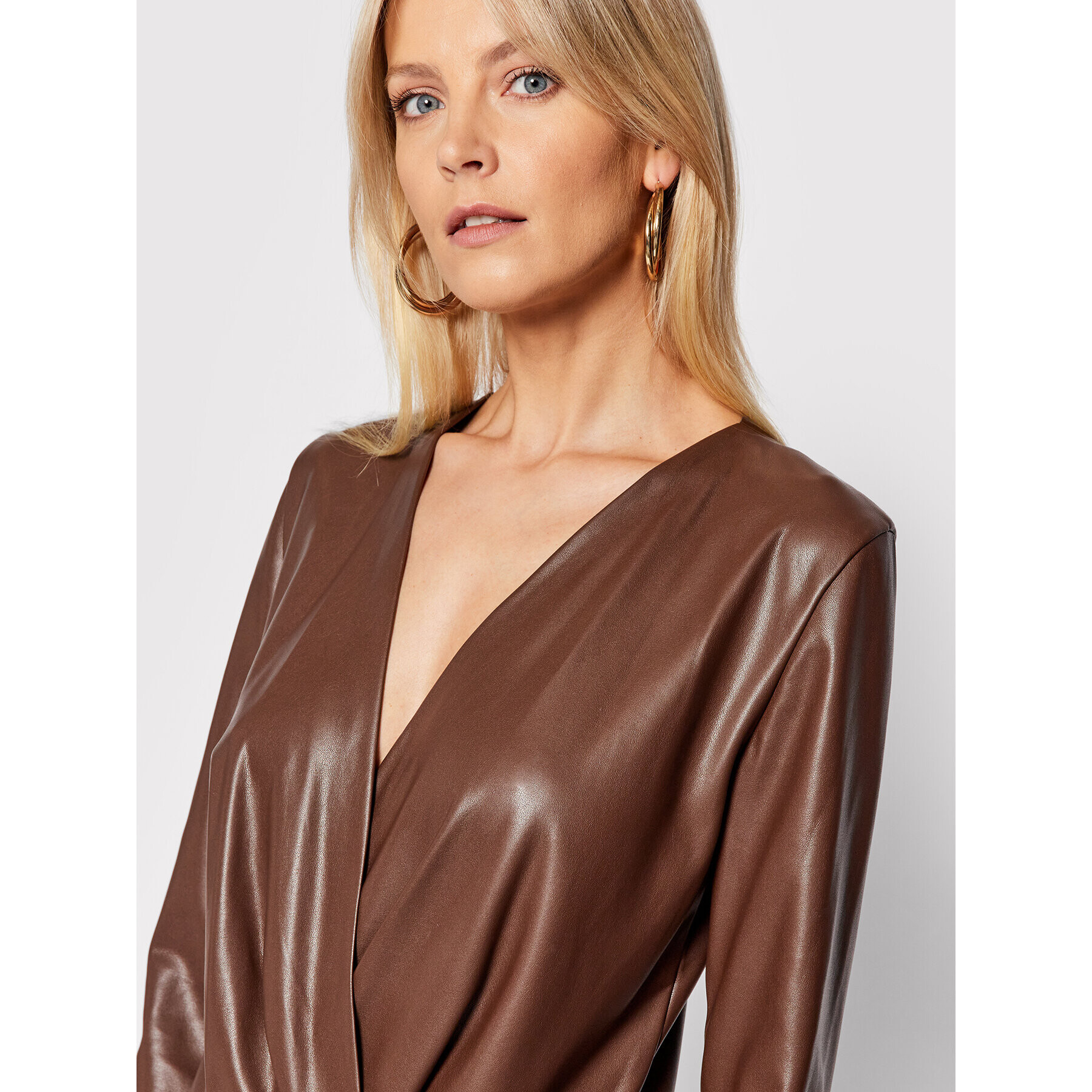Marciano Guess Боди Luna 1BGH19 9645Z Кафяв Regular Fit - Pepit.bg