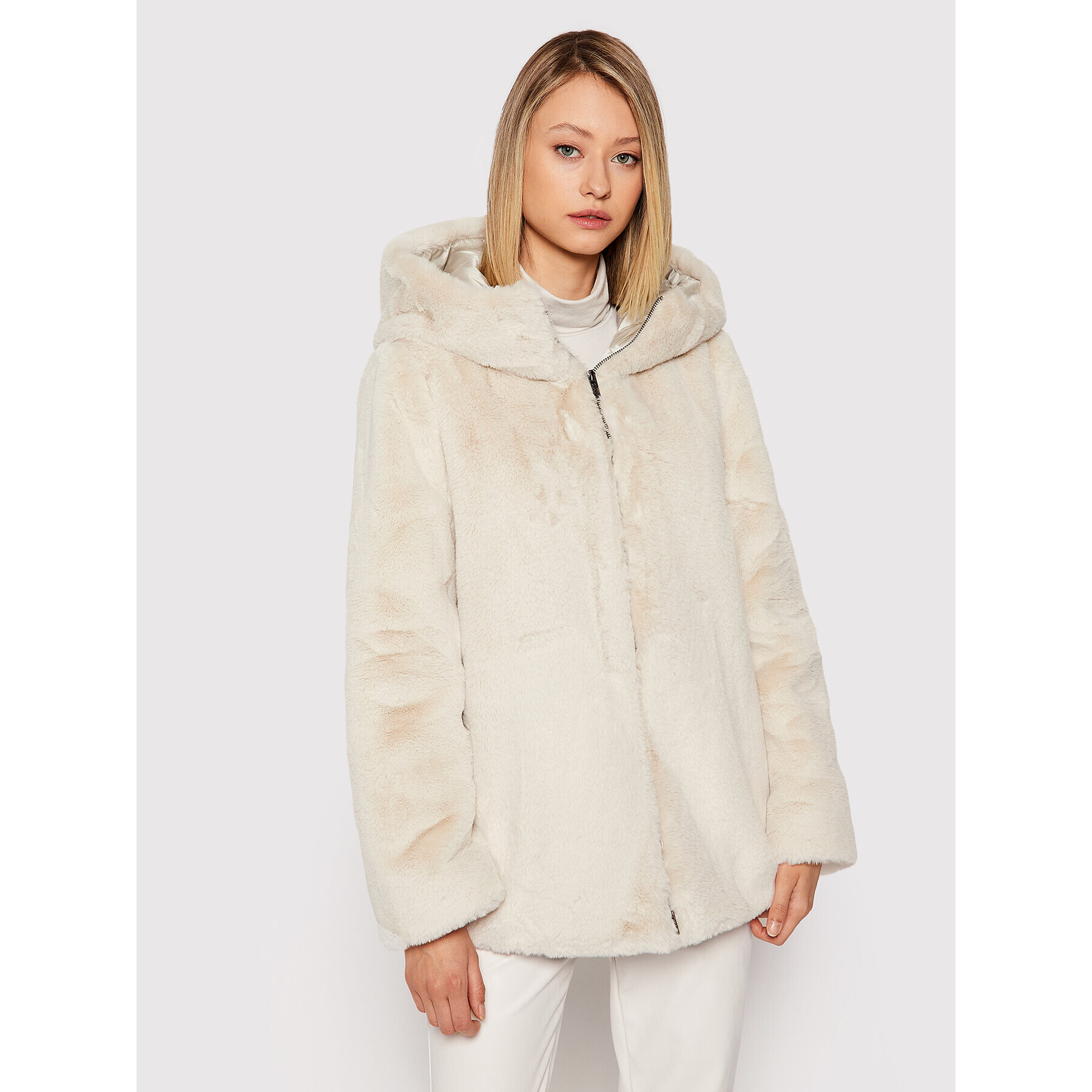 Marella Пухено яке Cozza 34560417 Бял Regular Fit - Pepit.bg