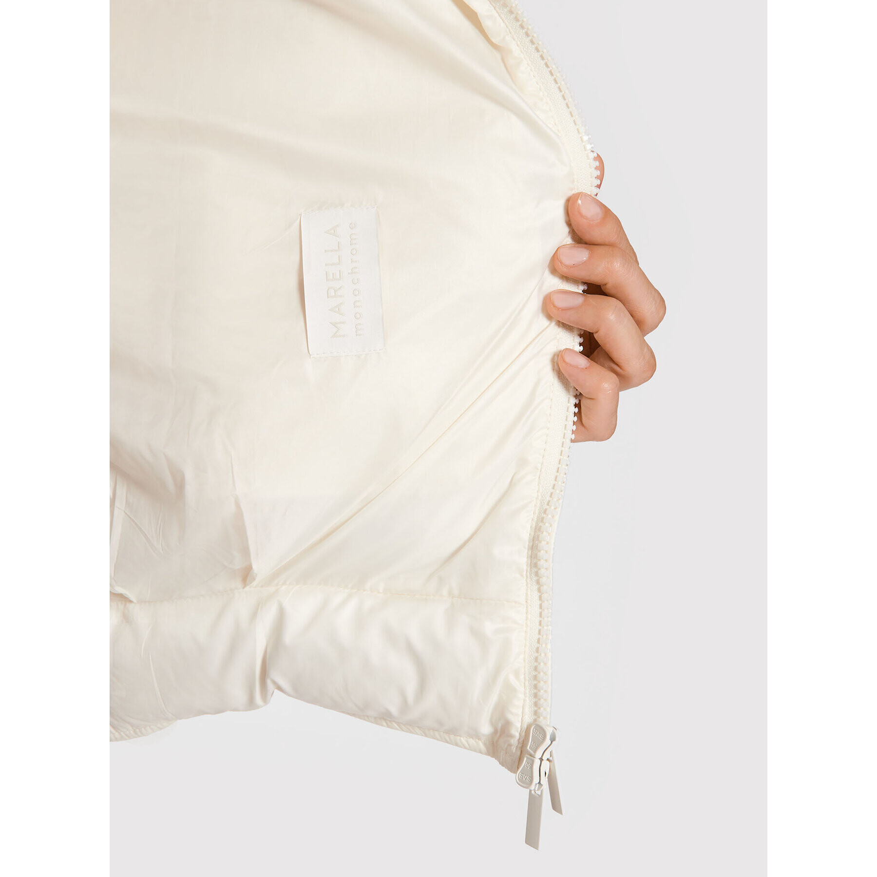 Marella Пухено яке Ovale 34860419 Бял Relaxed Fit - Pepit.bg
