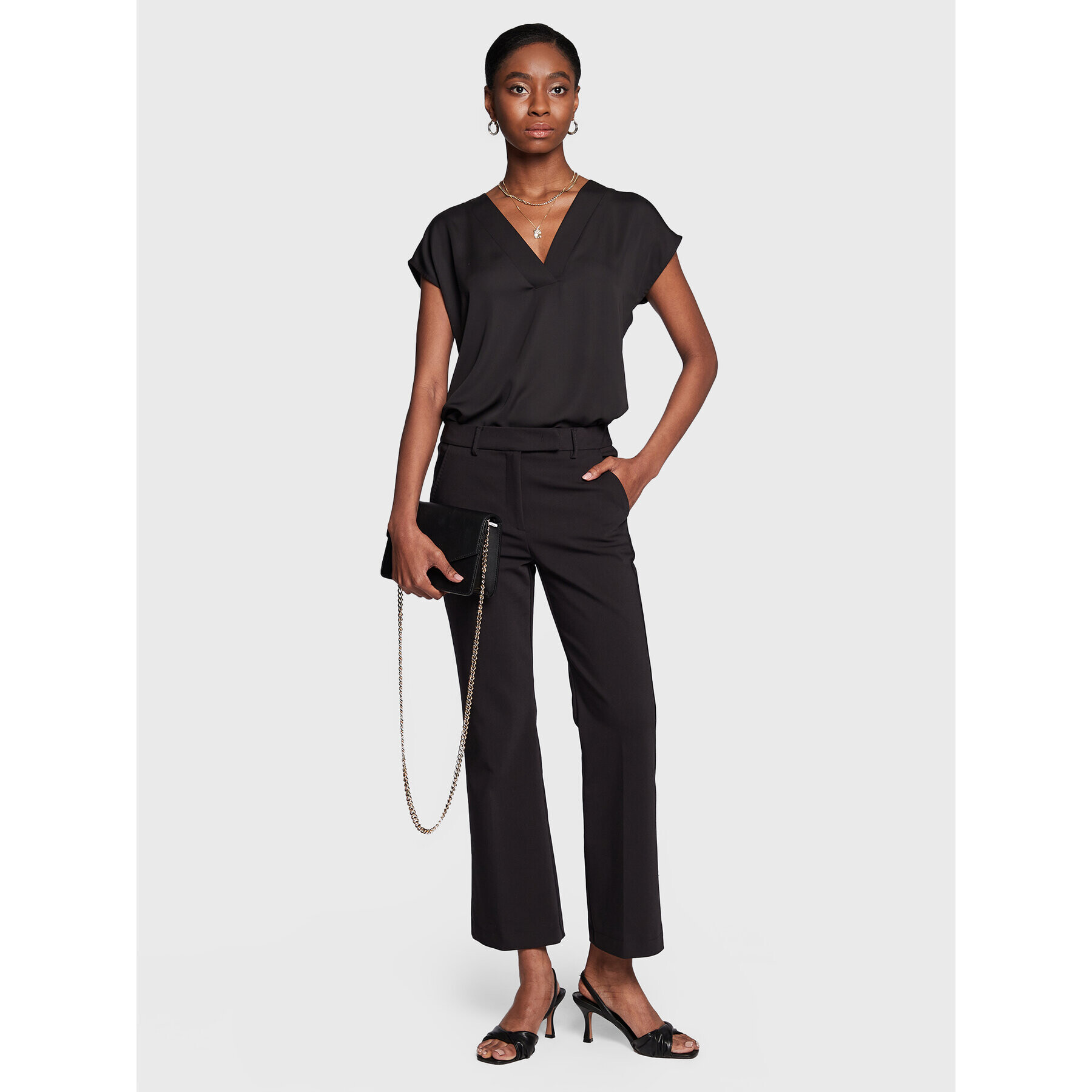 Marella Текстилни панталони Fify 2331310331 Черен Regular Fit - Pepit.bg