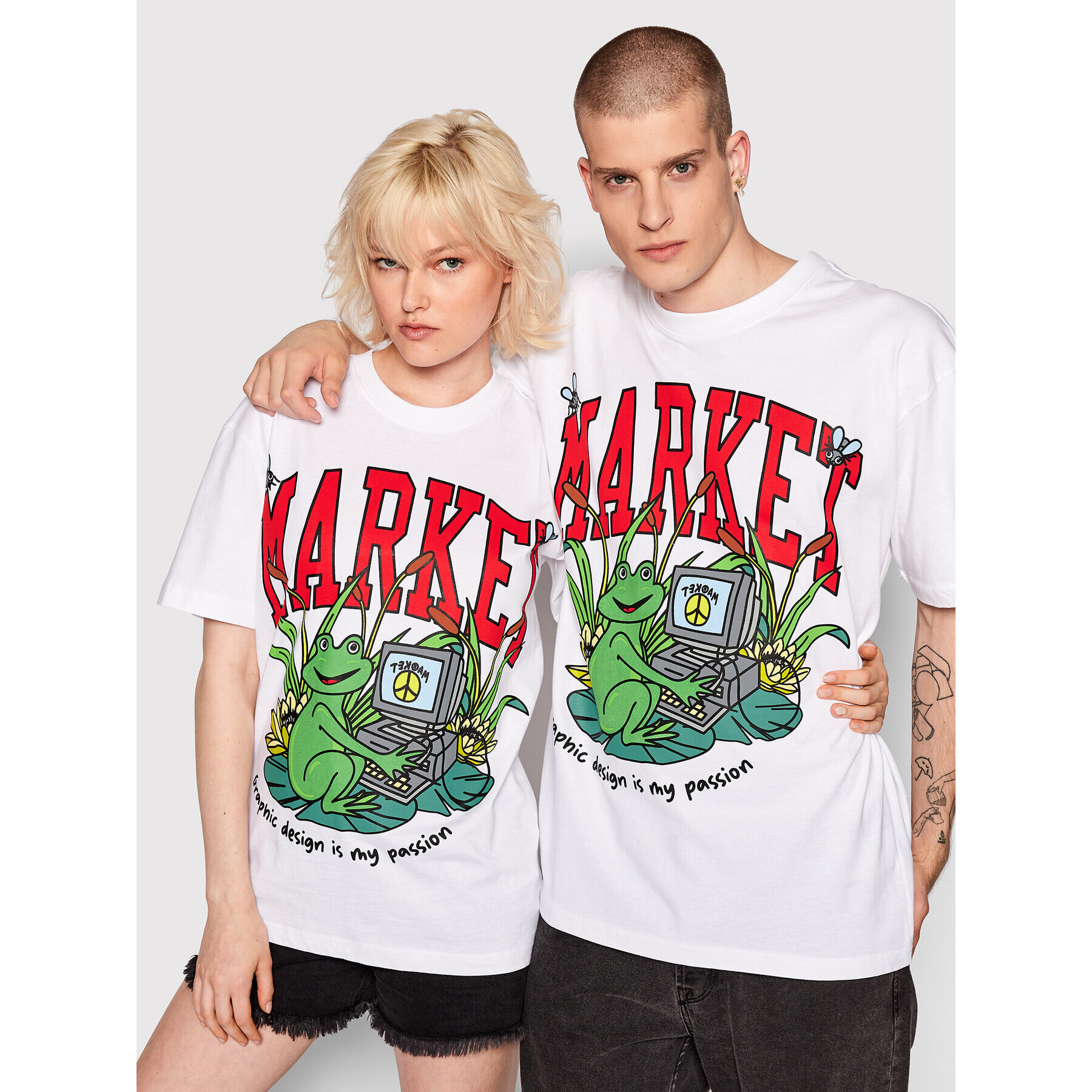 Market Тишърт Unisex SMILEY Passionate Frog 399001091 Бял Relaxed Fit - Pepit.bg