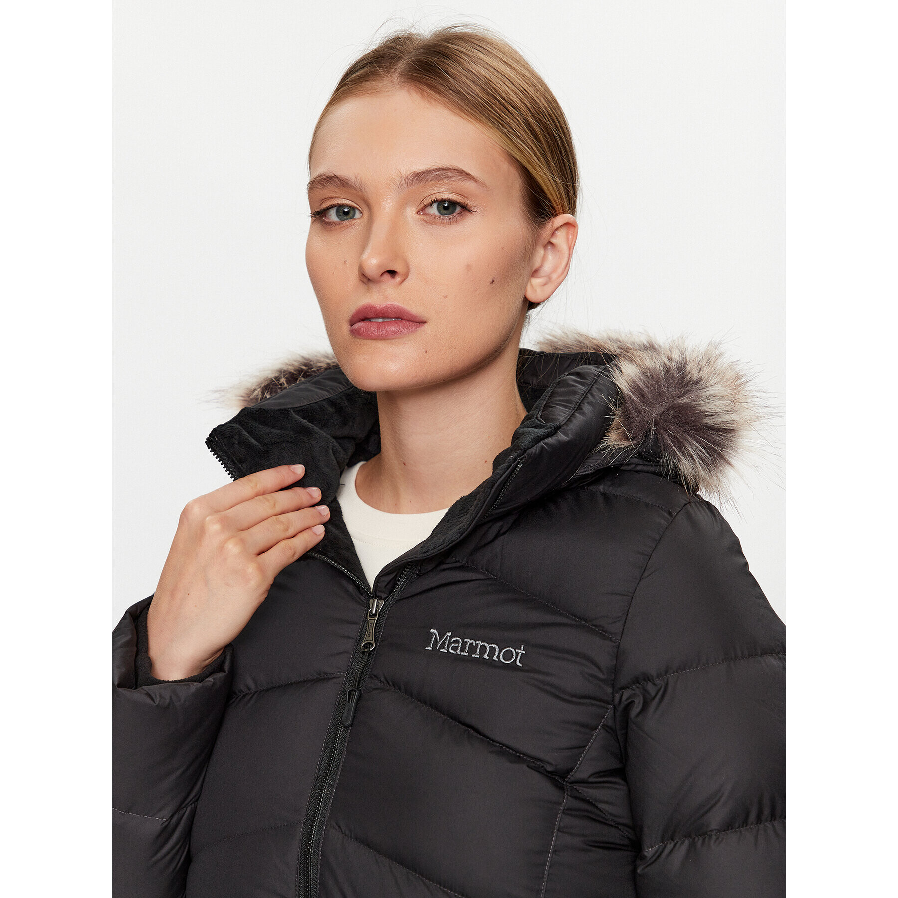 Marmot Пухено яке 78570 Черен Regular Fit - Pepit.bg