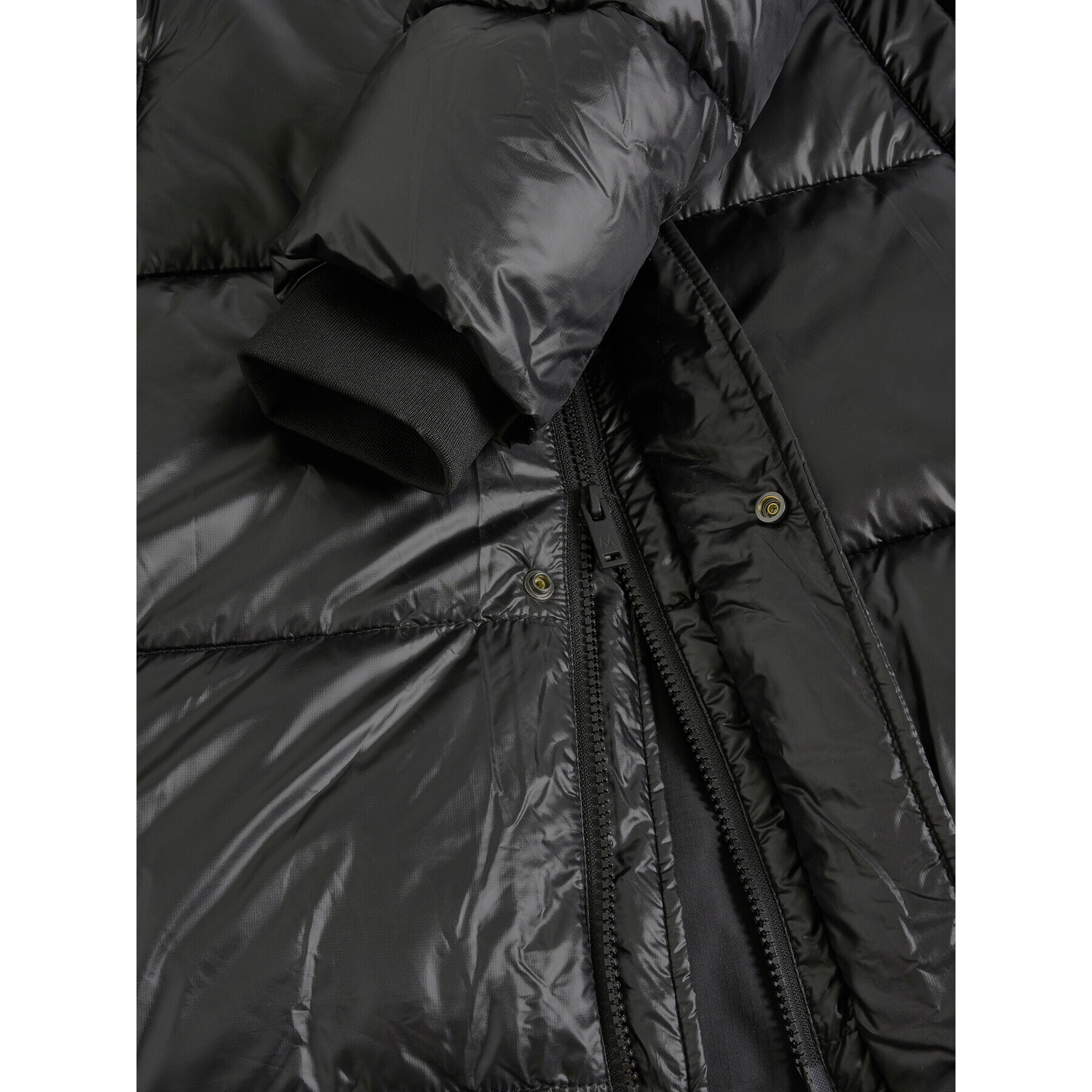 Matinique Пухено яке Rogan 30206259 Черен Regular Fit - Pepit.bg