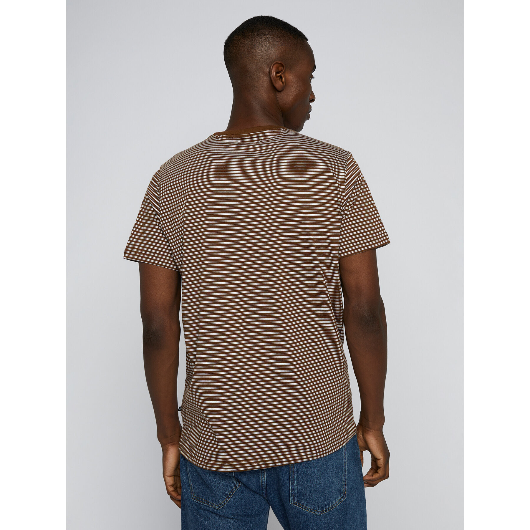 Matinique Тишърт Jermane 30206219 Кафяв Regular Fit - Pepit.bg