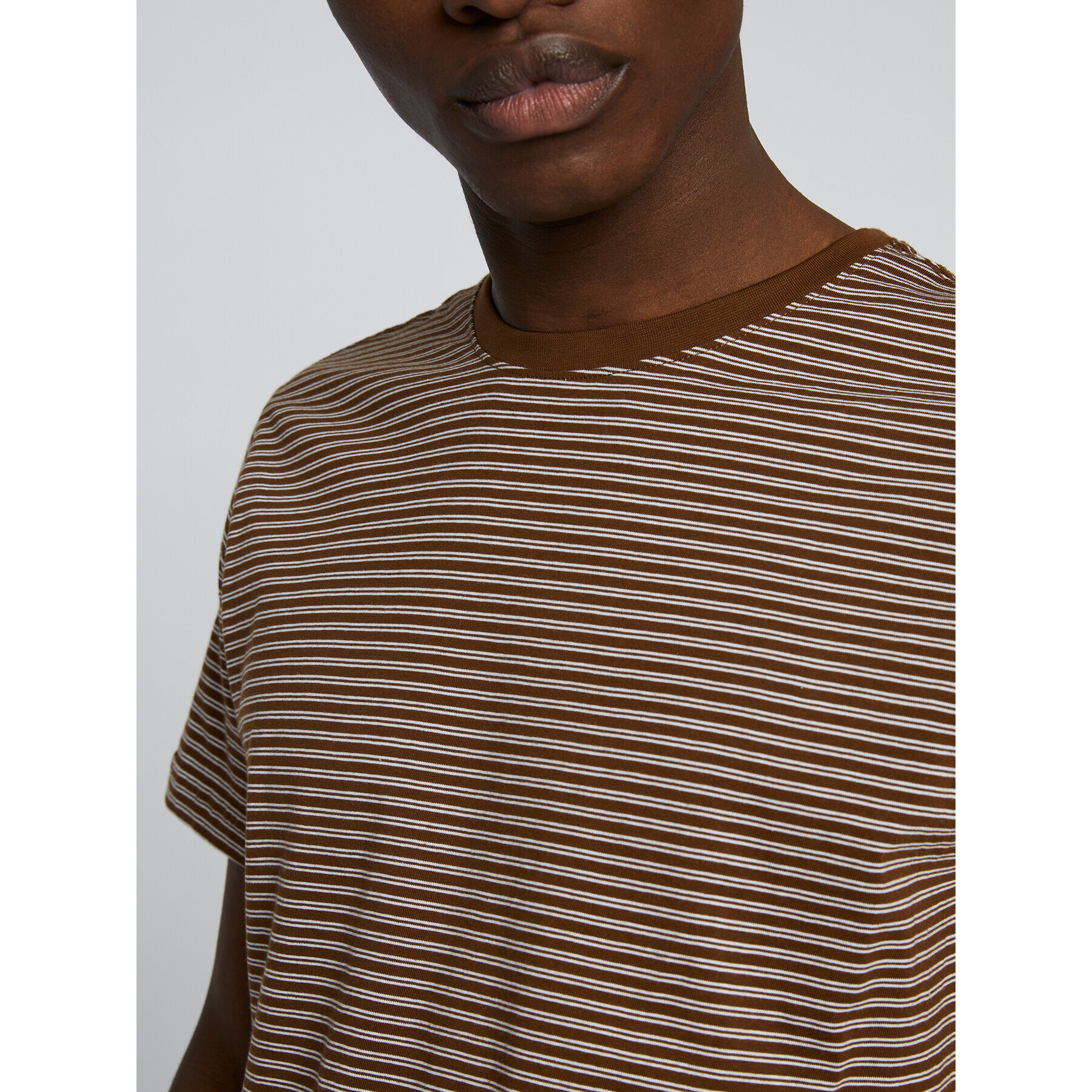 Matinique Тишърт Jermane 30206219 Кафяв Regular Fit - Pepit.bg