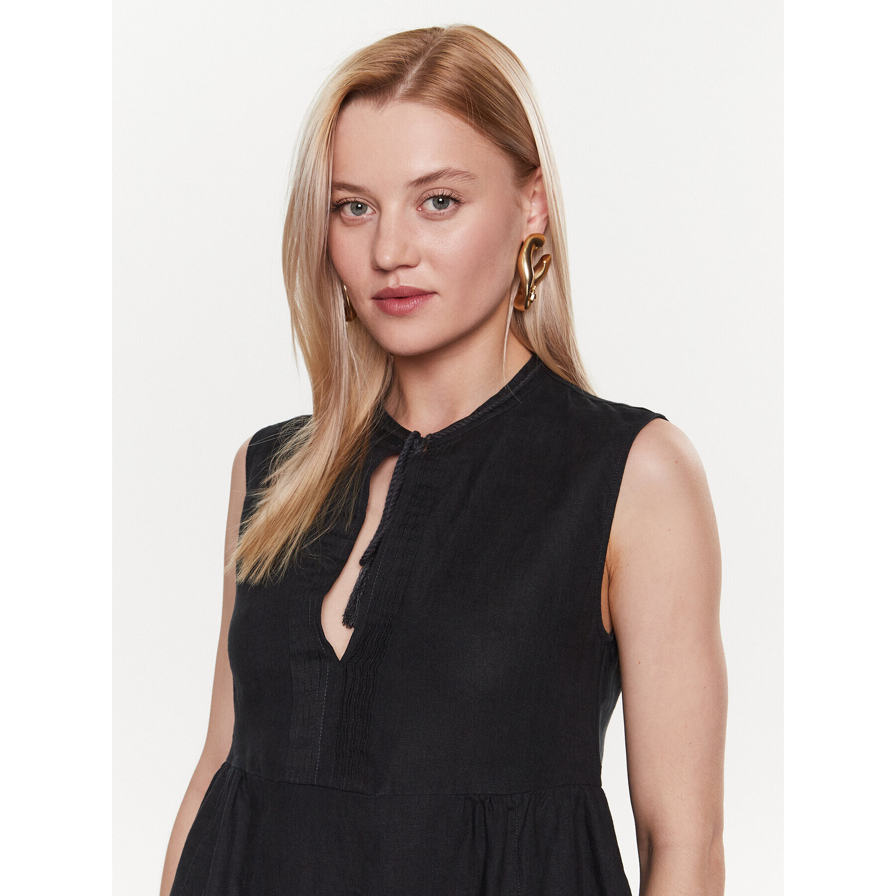 MAX&Co. Ежедневна рокля Manuela 72211623 Черен Relaxed Fit - Pepit.bg