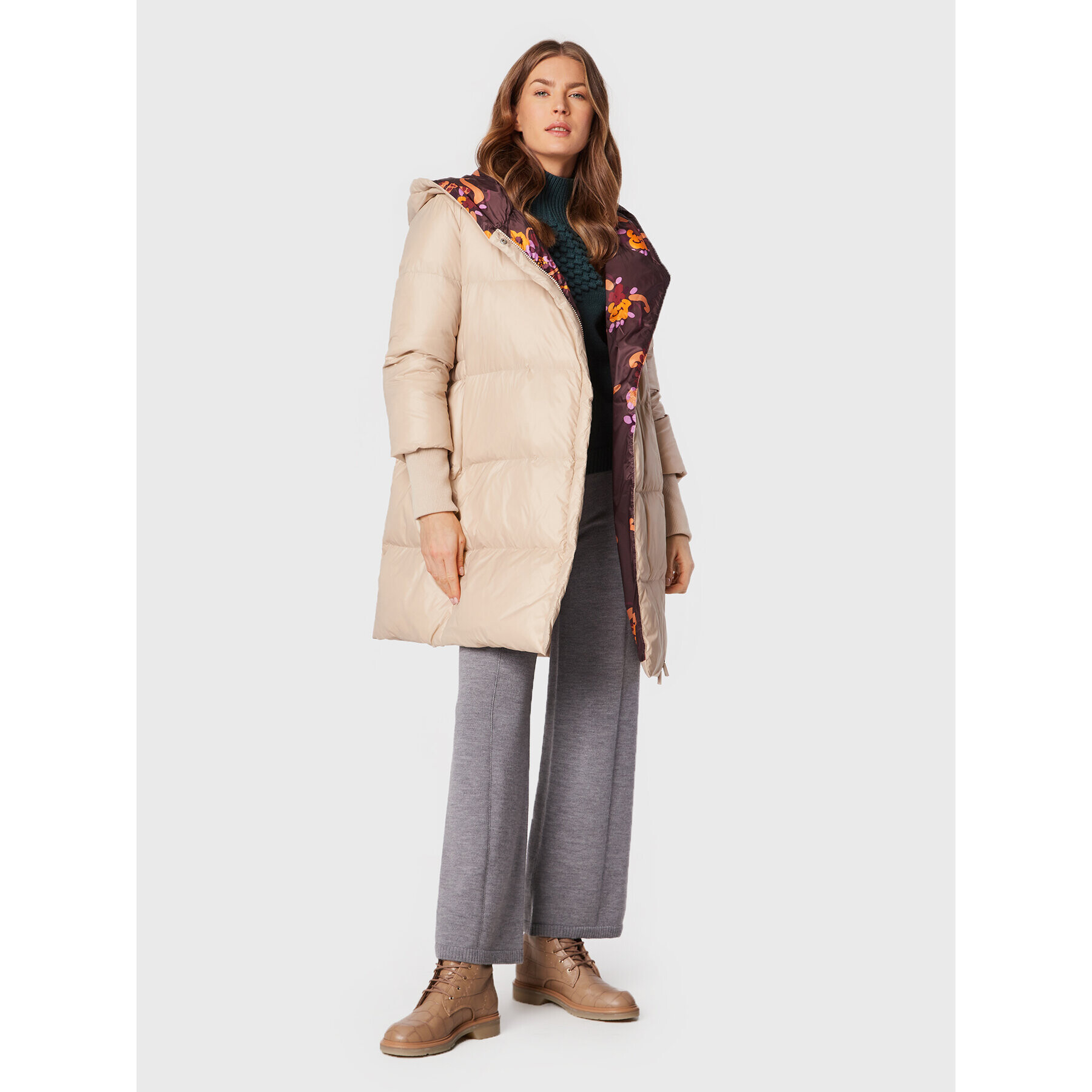MAX&Co. Пухено яке Sconto 74940122 Бежов Regular Fit - Pepit.bg