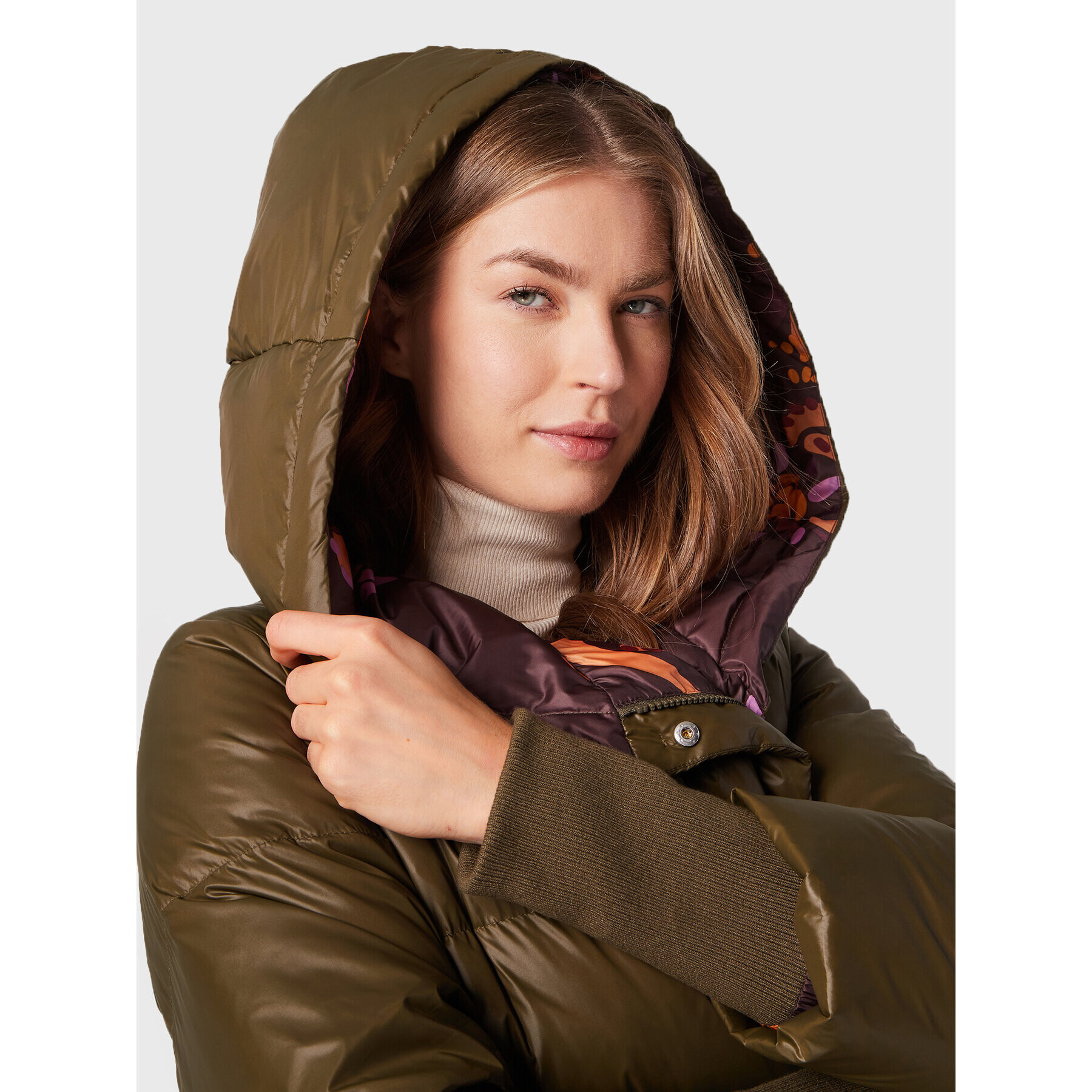 MAX&Co. Пухено яке Sconto 74940122 Зелен Regular Fit - Pepit.bg