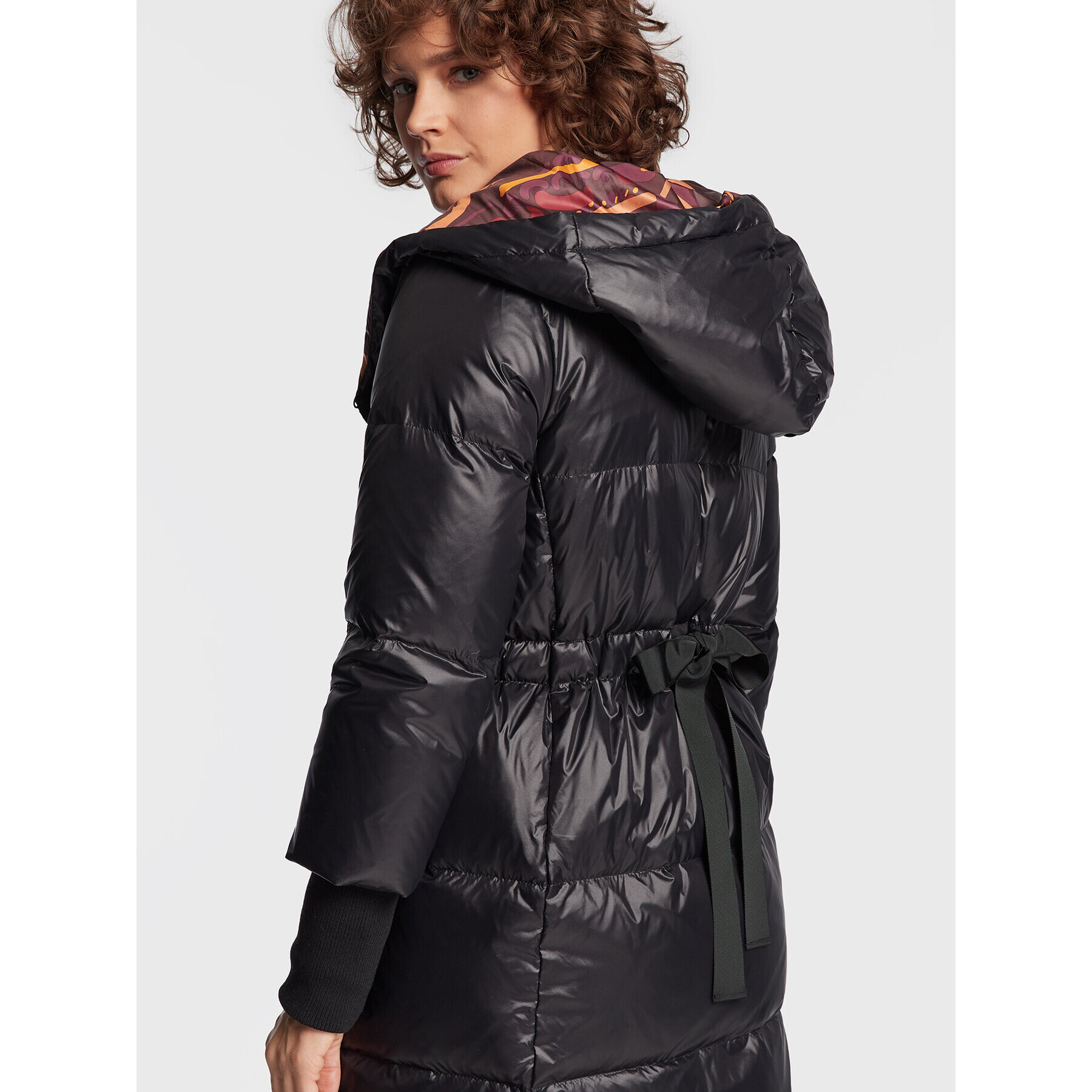 MAX&Co. Пухено яке Sconto 74940122 Черен Regular Fit - Pepit.bg