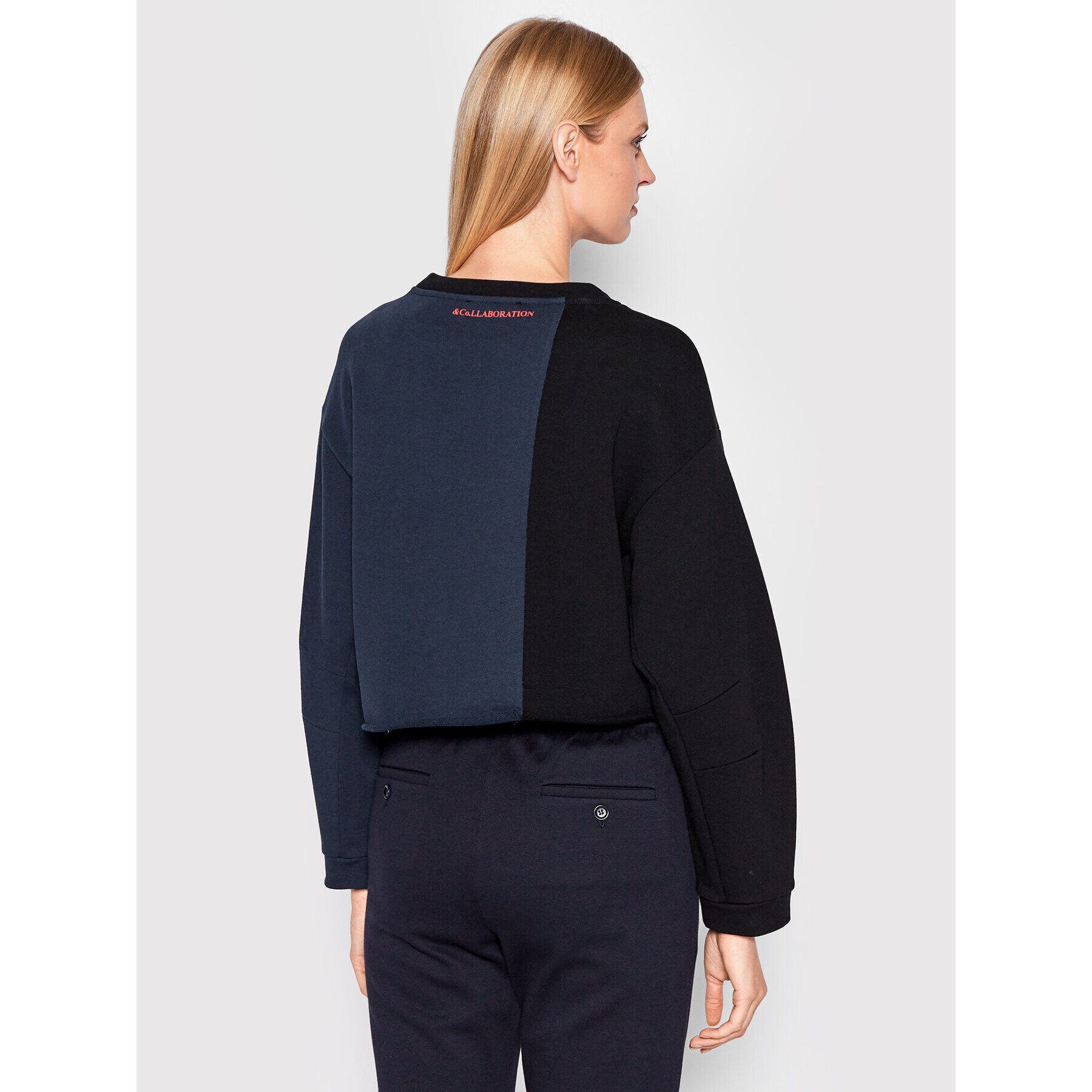 MAX&Co. Суитшърт Valois C9245022 Черен Relaxed Fit - Pepit.bg