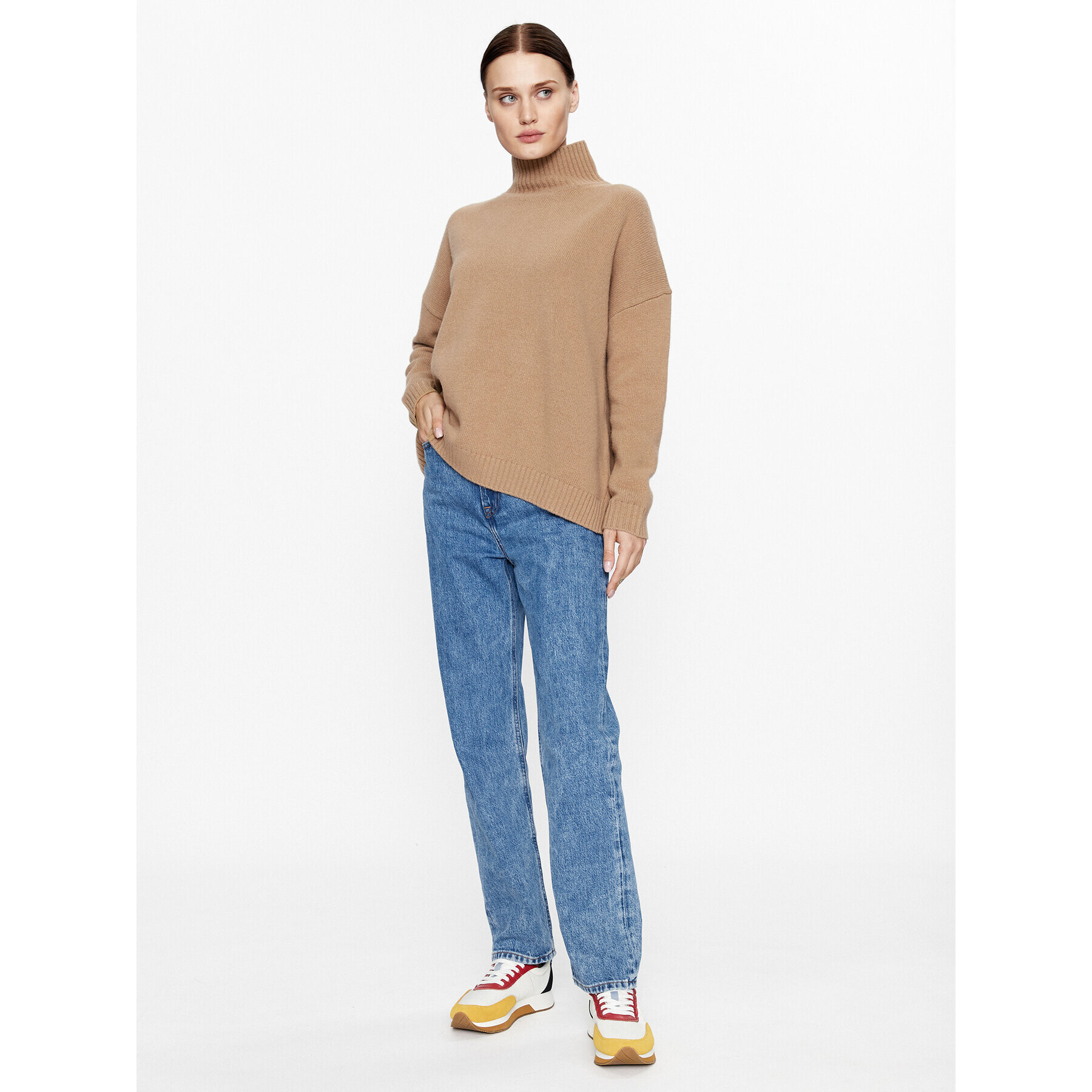 Max Mara Leisure Поло Benito 2353660733650 Кафяв Regular Fit - Pepit.bg