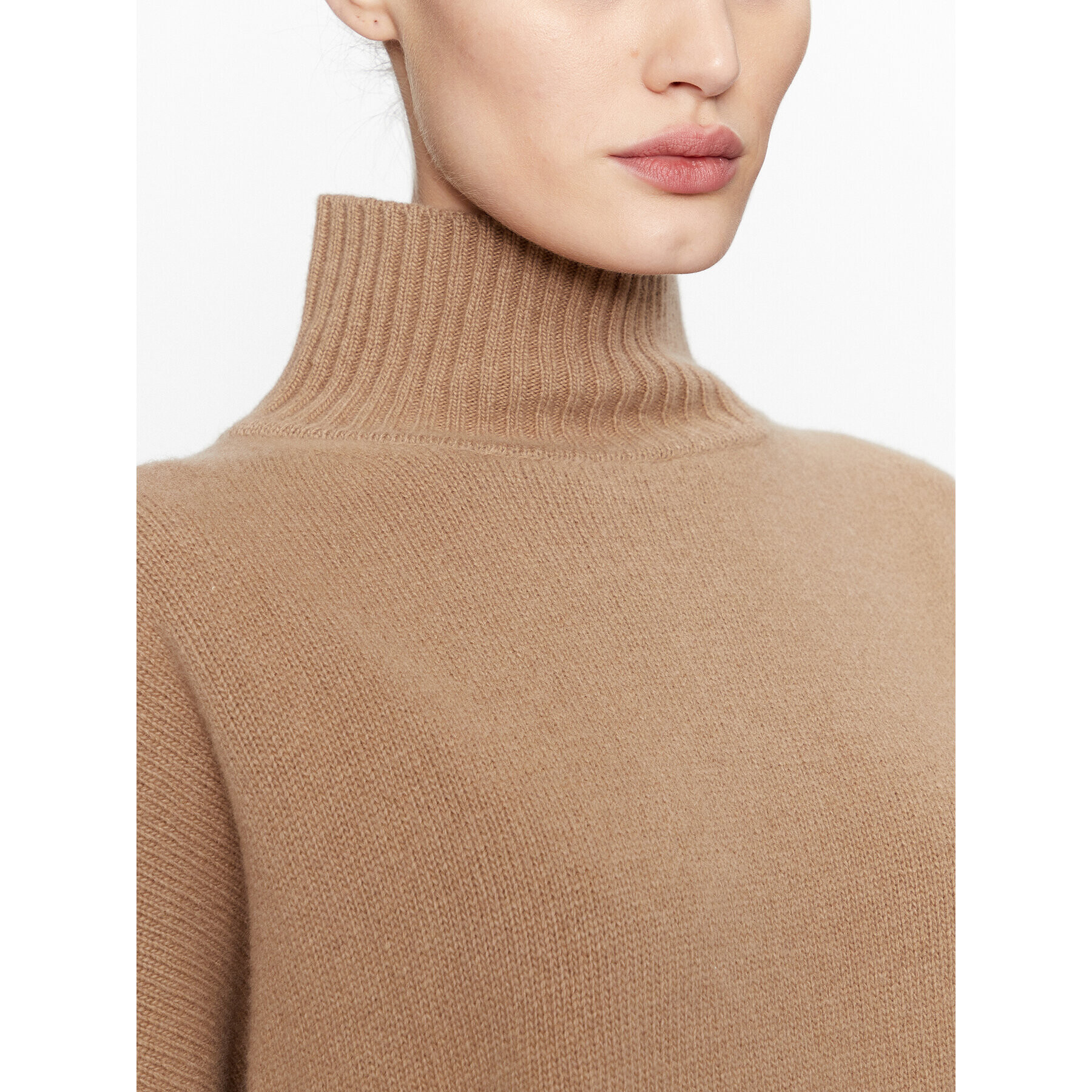 Max Mara Leisure Поло Benito 2353660733650 Кафяв Regular Fit - Pepit.bg