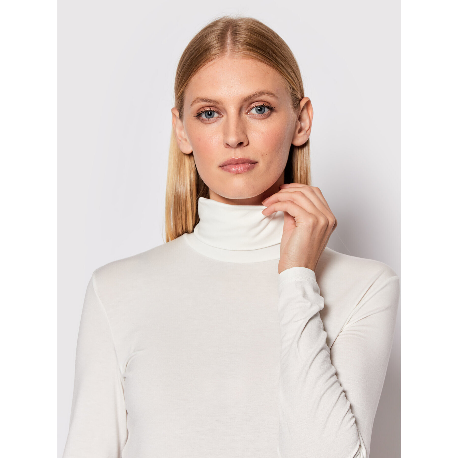 Max Mara Leisure Поло Dede 39460626 Бял Slim Fit - Pepit.bg