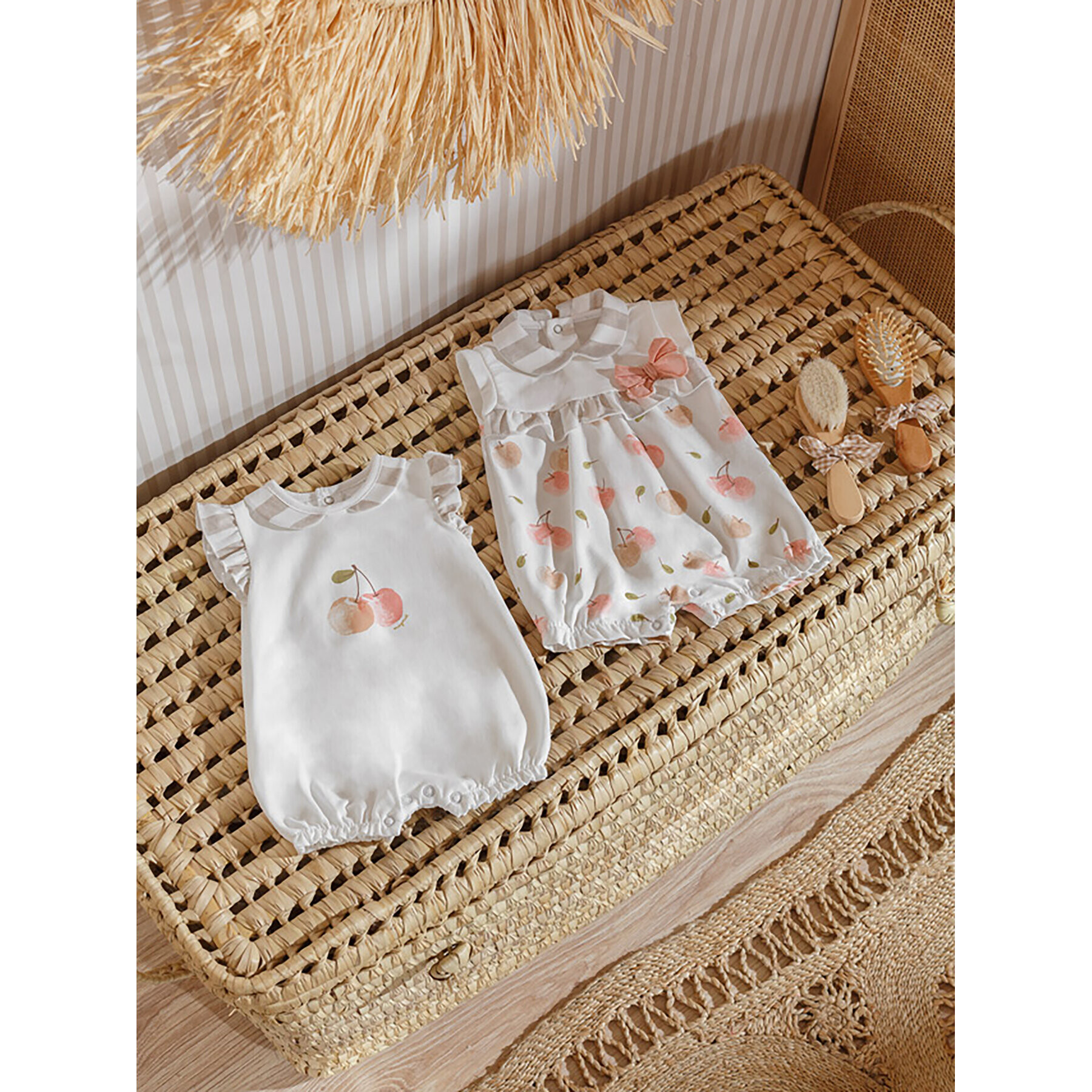 Mayoral Комплект 2 чифта ританки 1604 Бял Regular Fit - Pepit.bg
