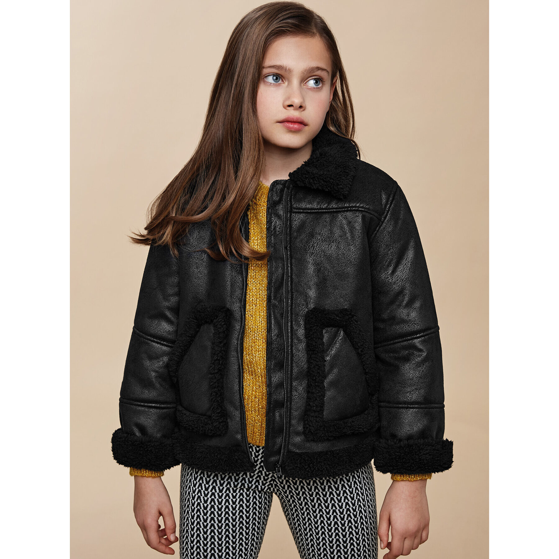 Mayoral Кожух 7.411 Черен Regular Fit - Pepit.bg