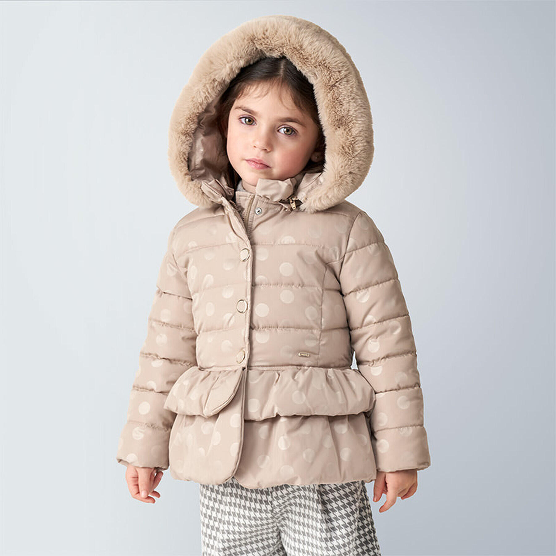 Mayoral Пухено яке 4412 Бежов Regular Fit - Pepit.bg