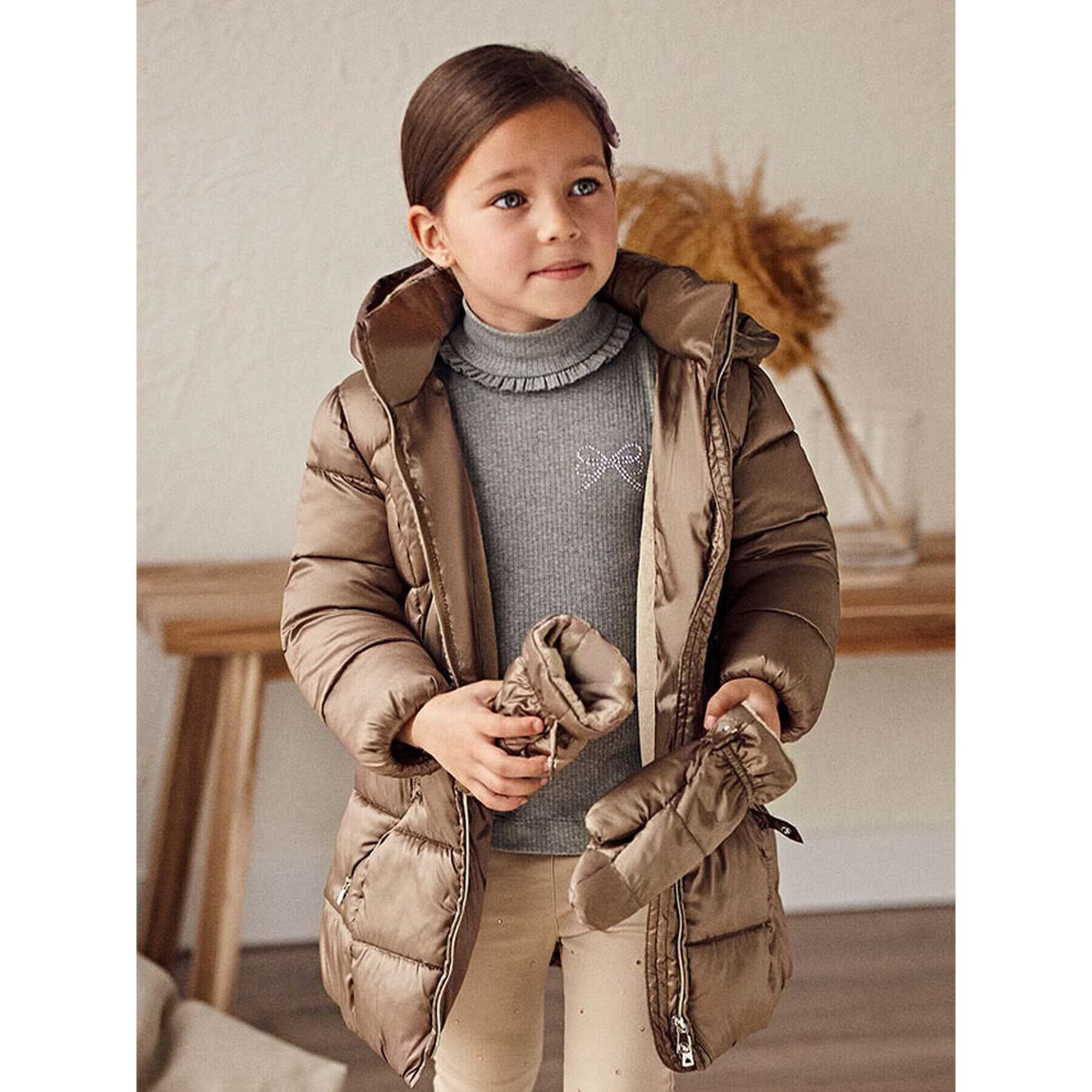 Mayoral Пухено яке 4441 Кафяв Regular Fit - Pepit.bg