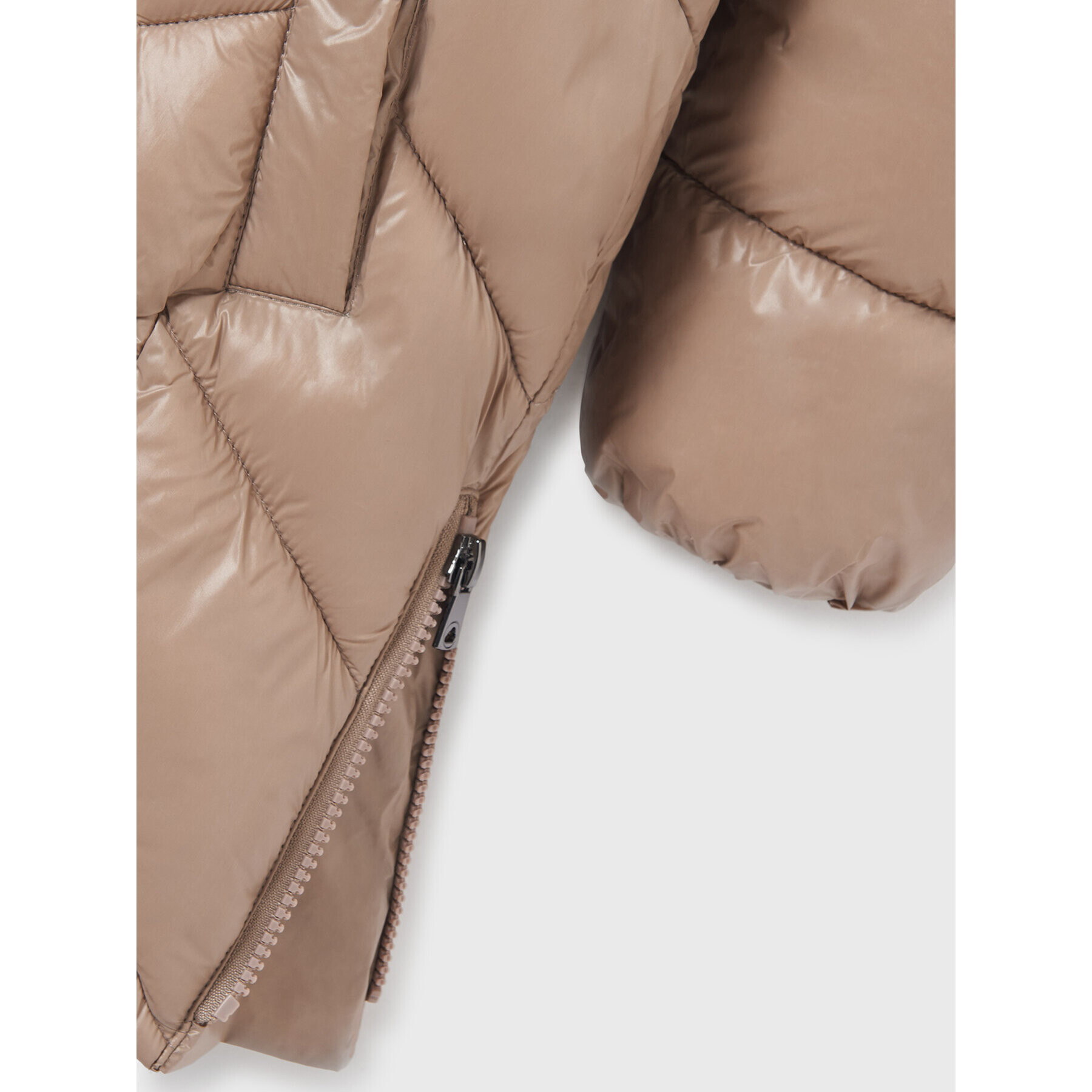 Mayoral Пухено яке 7485 Бежов Regular Fit - Pepit.bg