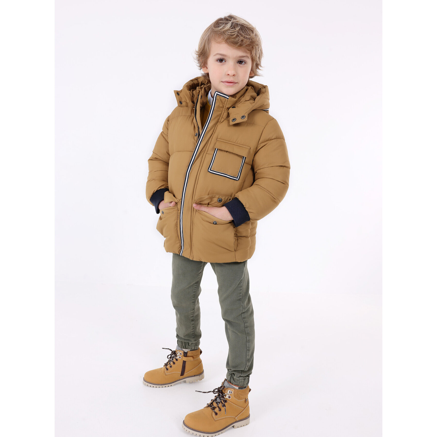 Mayoral Пухено яке 4.438 Кафяв Regular Fit - Pepit.bg