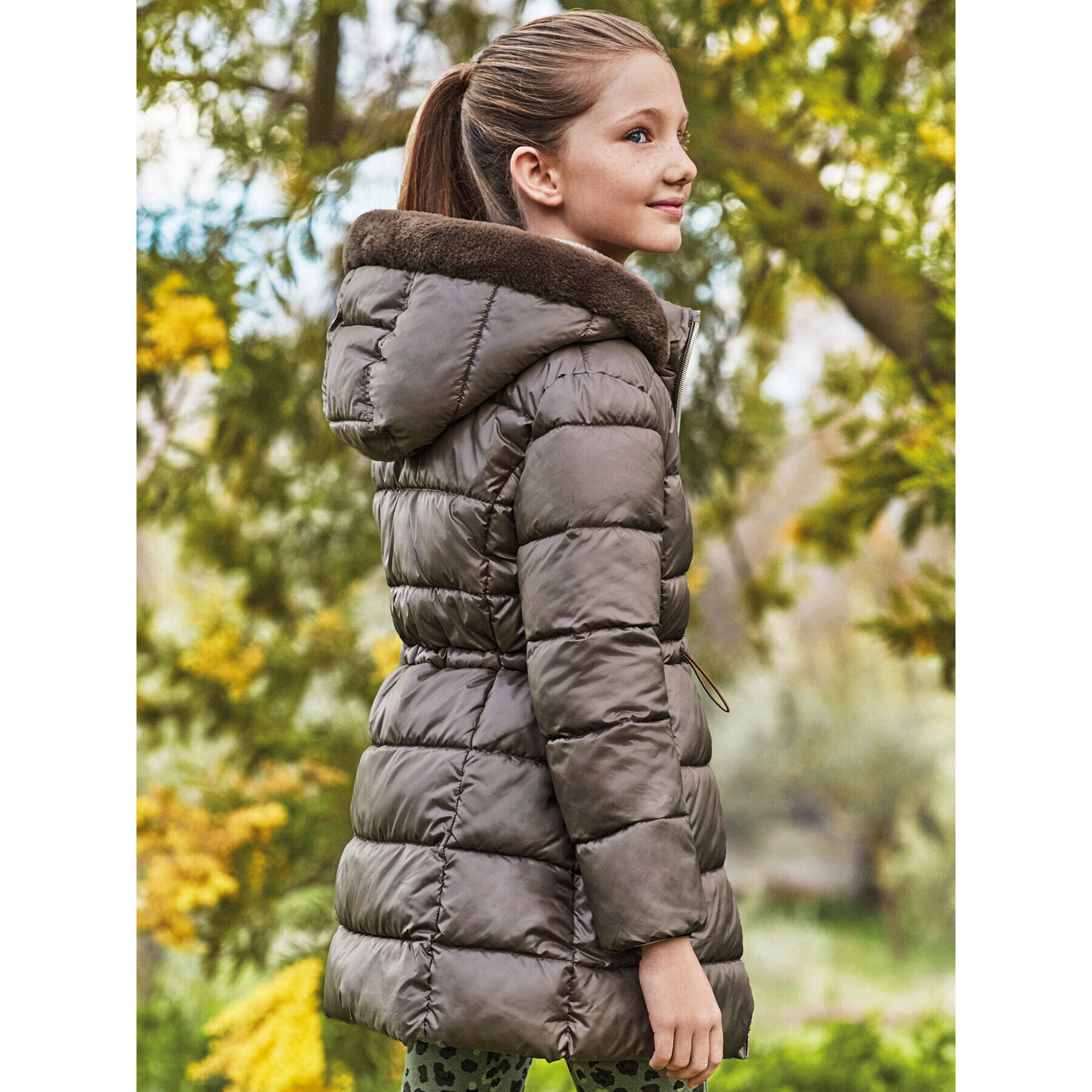 Mayoral Пухено яке 7.414 Кафяв Regular Fit - Pepit.bg