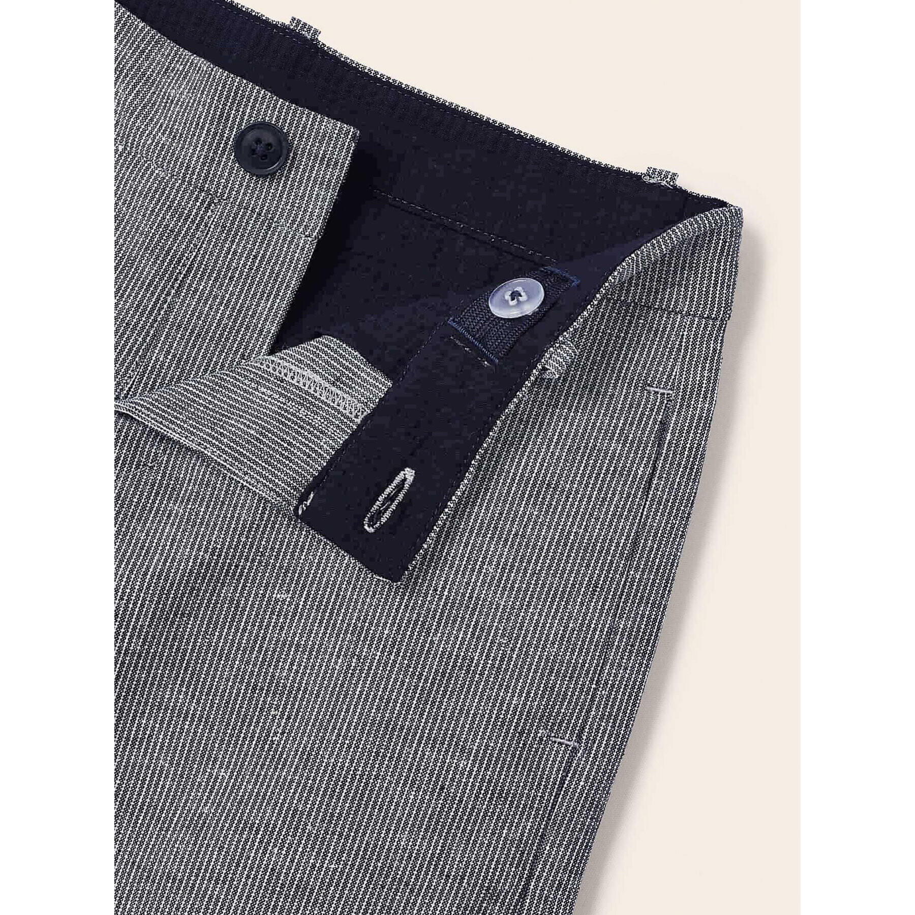 Mayoral Шорти от плат 3220 Сив Regular Fit - Pepit.bg