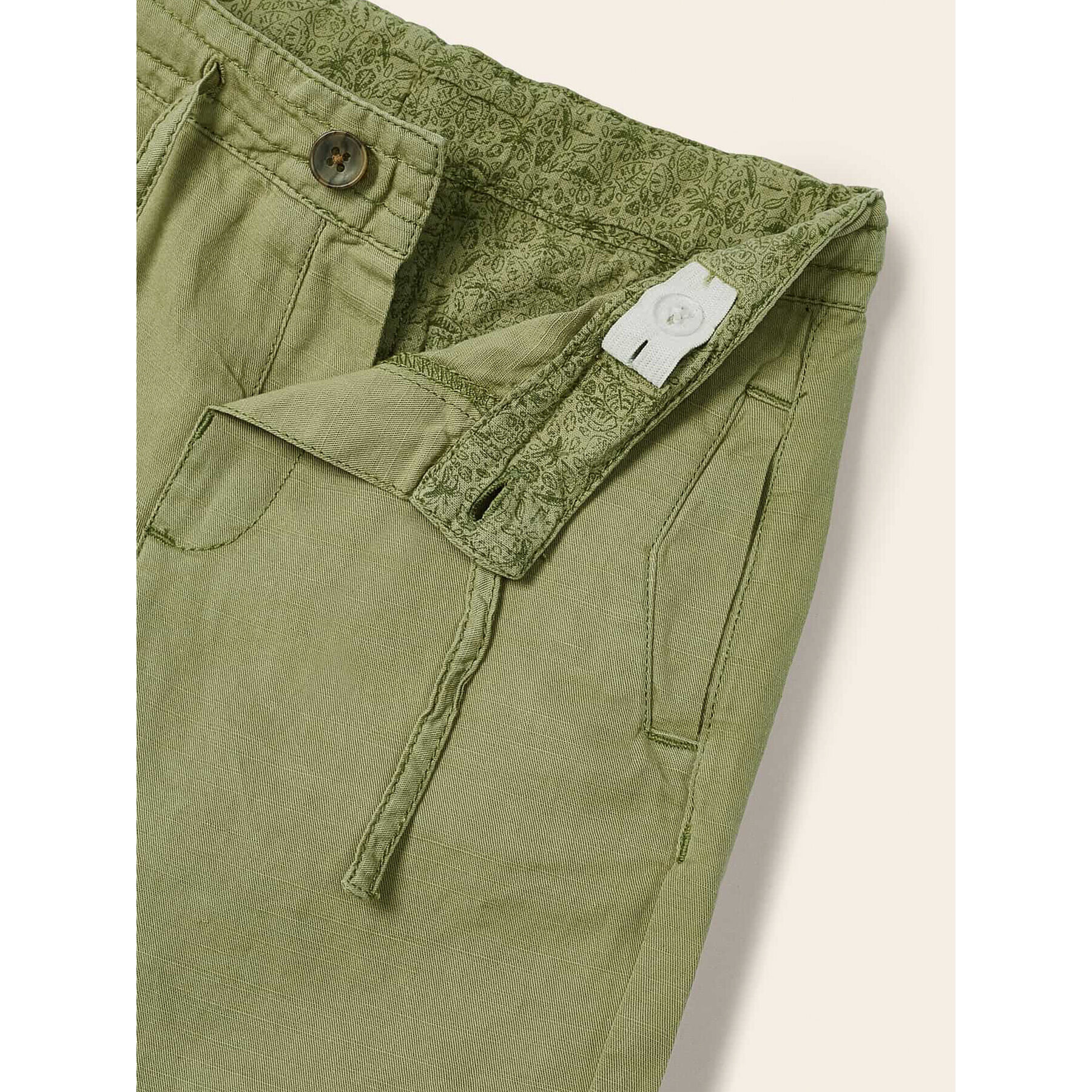 Mayoral Шорти от плат 3221 Зелен Regular Fit - Pepit.bg