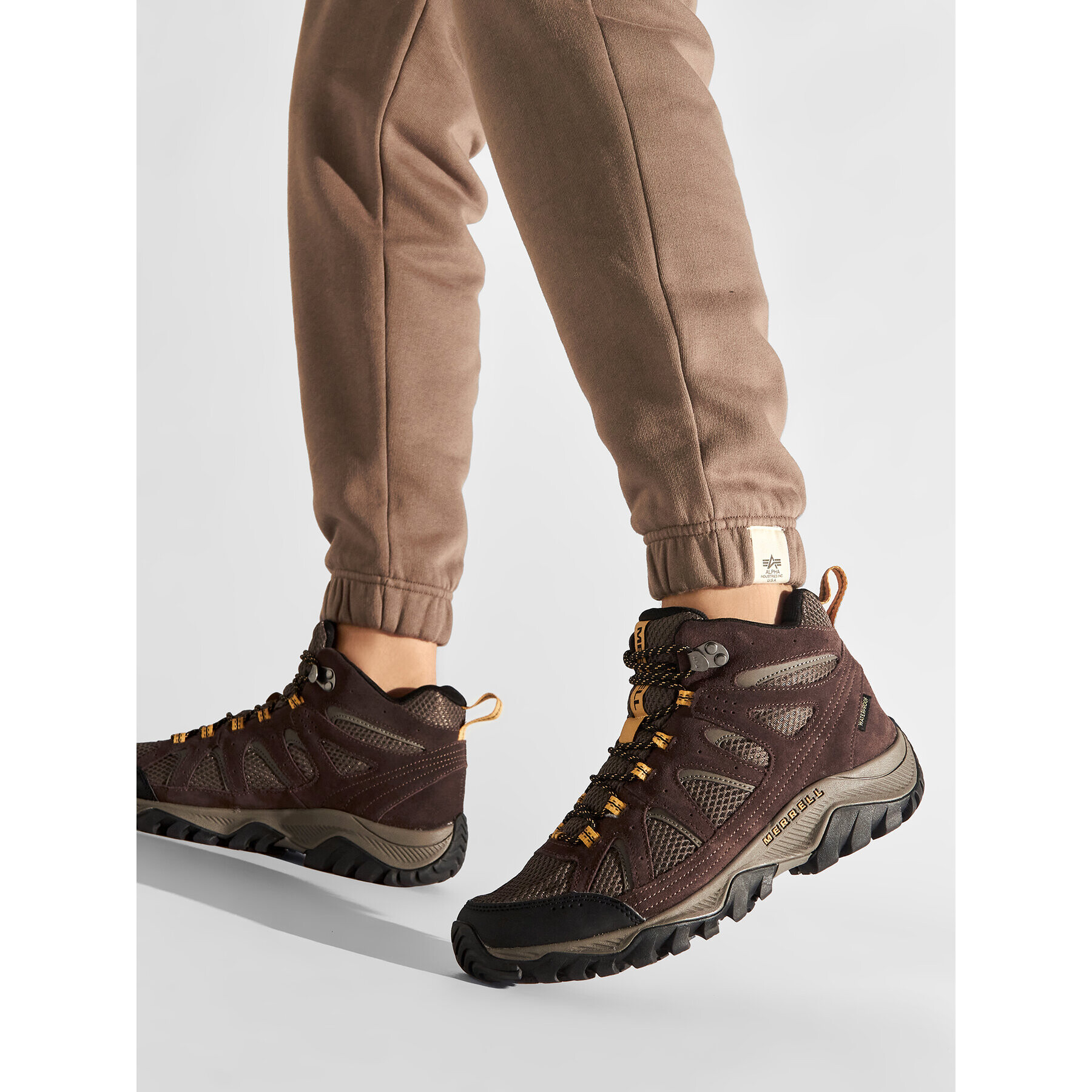 Merrell Туристически Oakcreek Mid Wp J036401 Кафяв - Pepit.bg