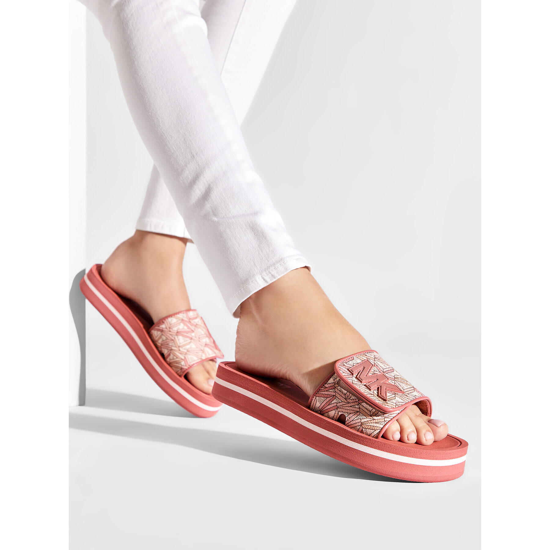 MICHAEL Michael Kors Чехли Mk Platform Slide 40S2MKFA1B Розов - Pepit.bg