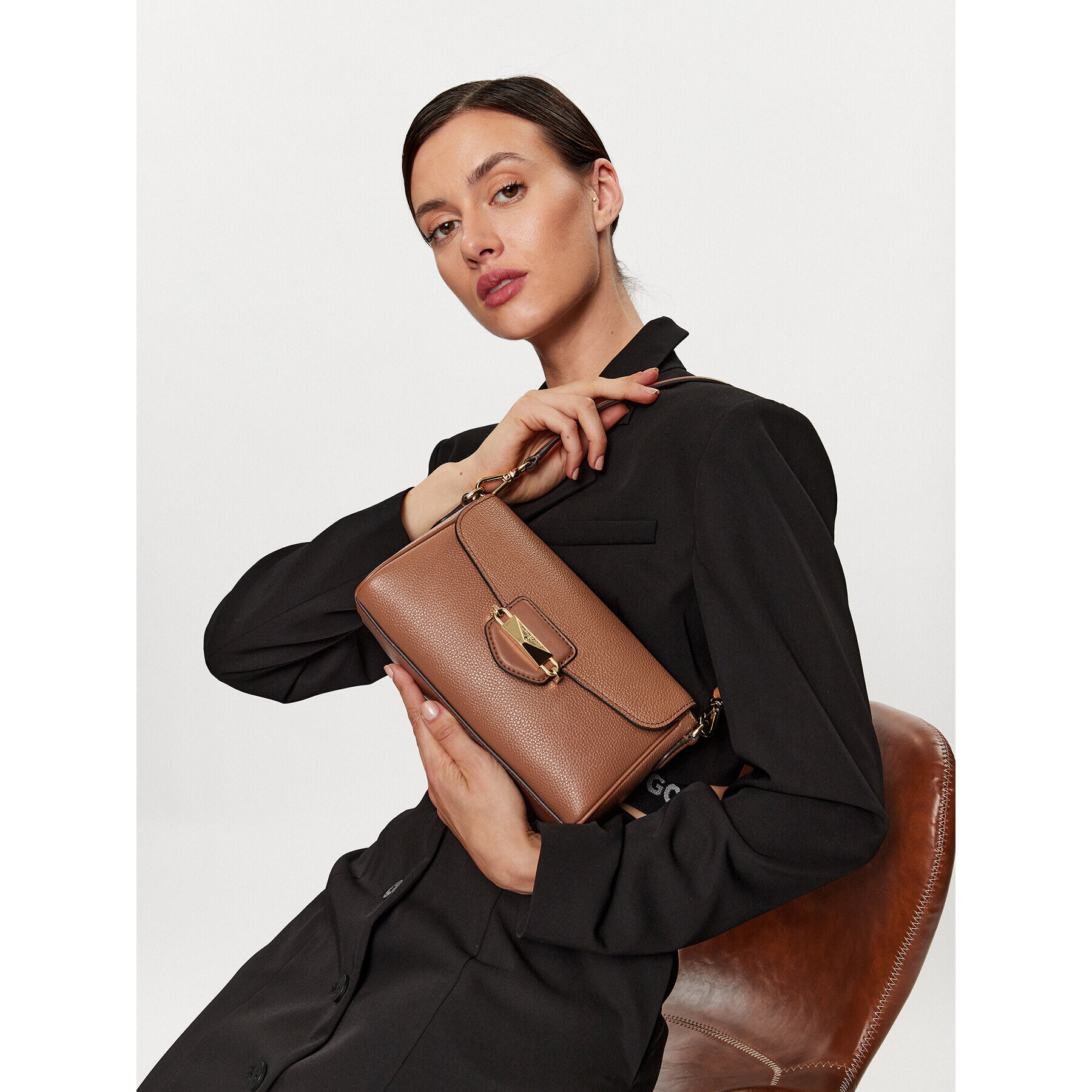 MICHAEL Michael Kors Дамска чанта Fleur 32F3G6FC1L Кафяв - Pepit.bg