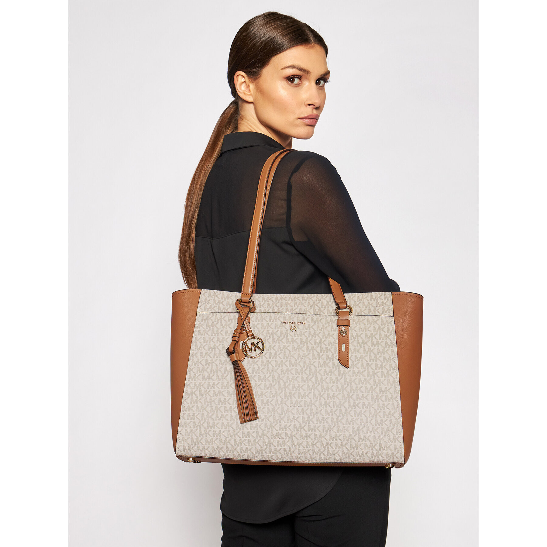 MICHAEL Michael Kors Дамска чанта Sullivan 30S1GNXT7B Бежов - Pepit.bg