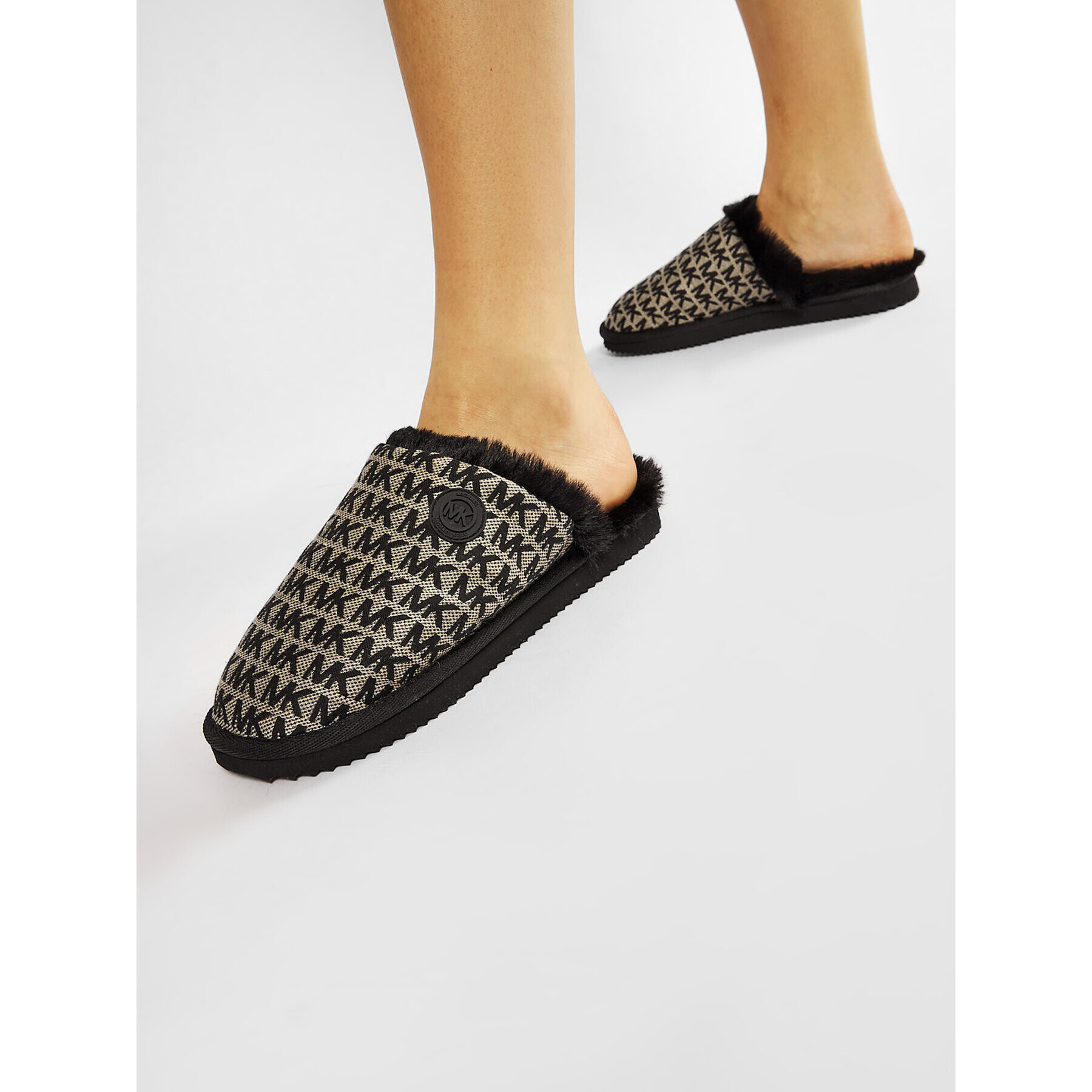 MICHAEL Michael Kors Пантофи Janis Slipper 40R1JAFP2Y Черен - Pepit.bg