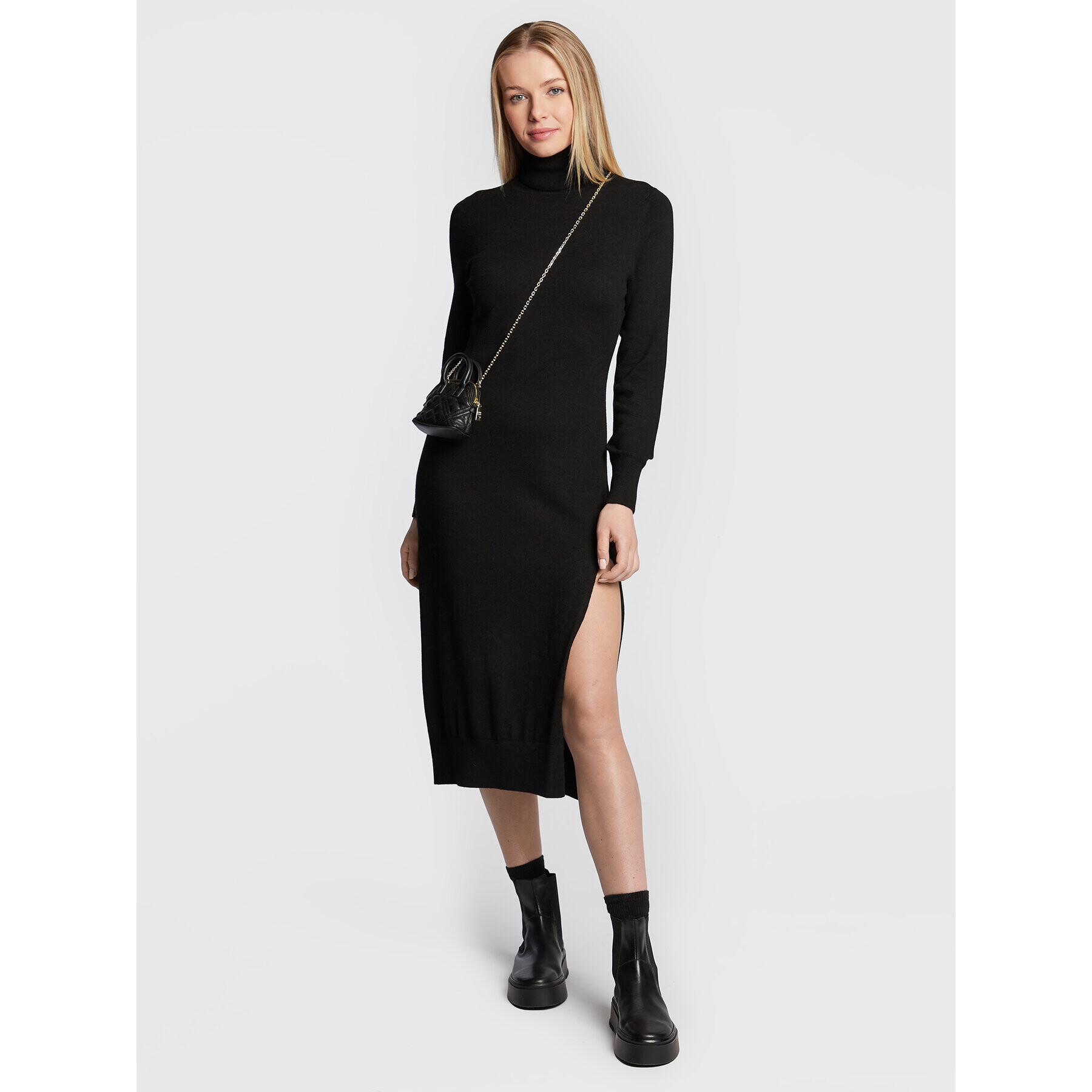 MICHAEL Michael Kors Плетена рокля MU2813ECSN Черен Regular Fit - Pepit.bg