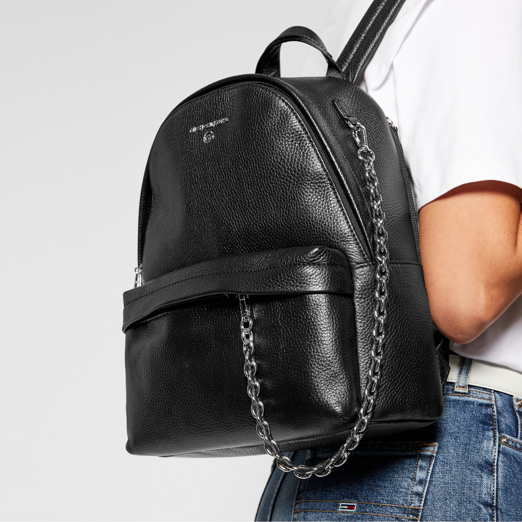 MICHAEL Michael Kors Раница Slater 30T0S04B1L Черен - Pepit.bg