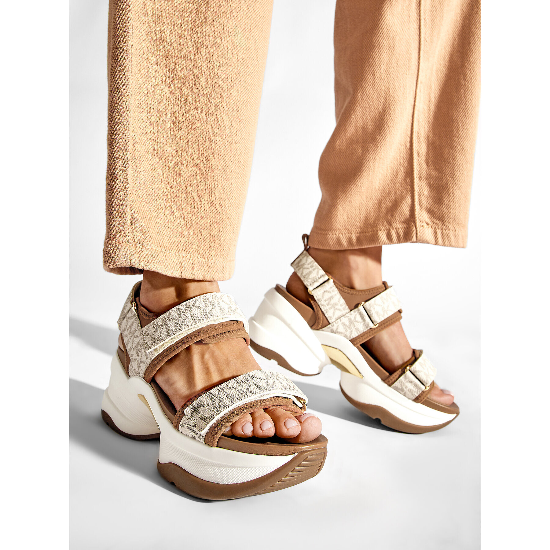 MICHAEL Michael Kors Сандали Maverick Sandal 43S2MVFA3B Бежов - Pepit.bg