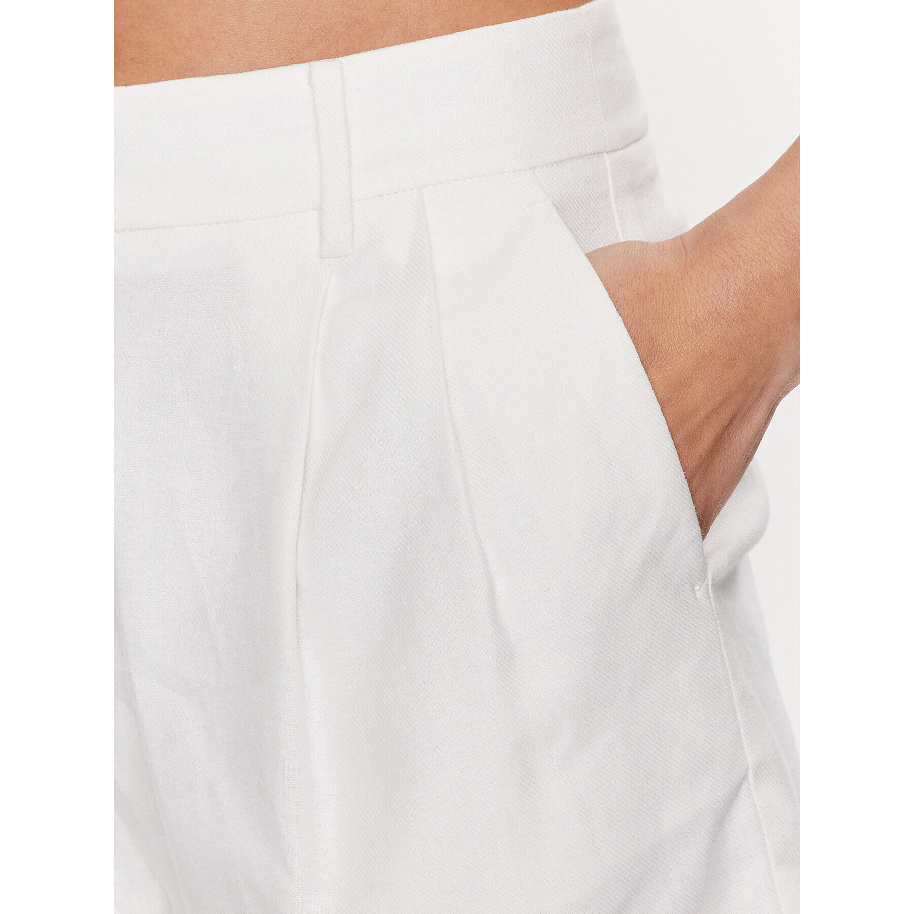 MICHAEL Michael Kors Шорти от плат MS330129BA Бял Regular Fit - Pepit.bg