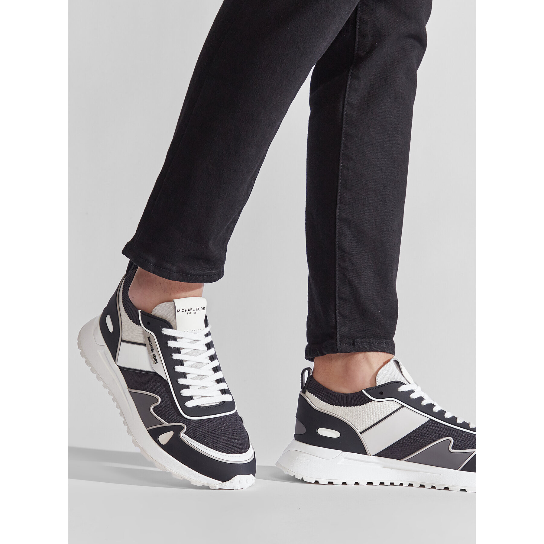 MICHAEL Michael Kors Сникърси Miles Knit Trainer 42F2MIFS5D Черен - Pepit.bg