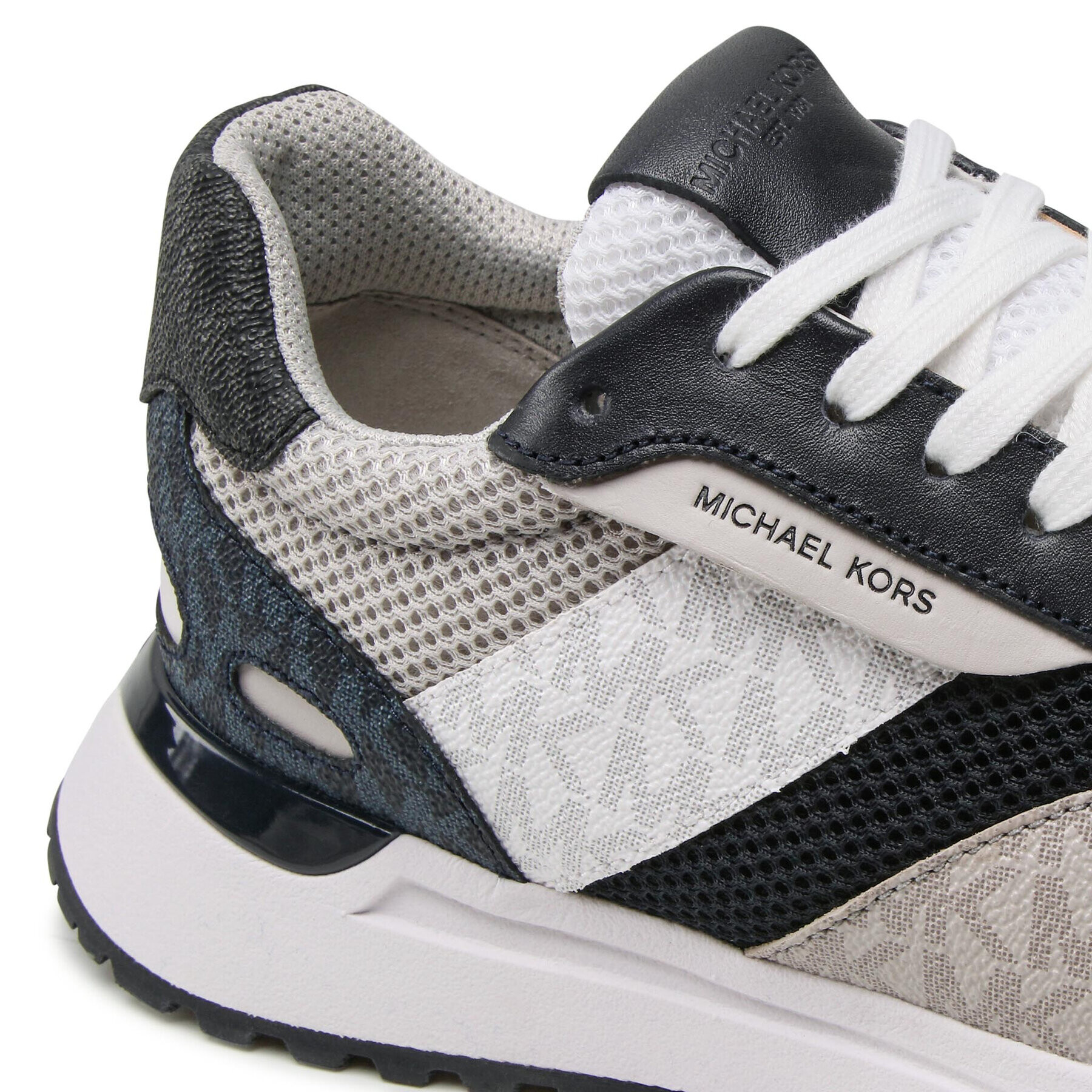 MICHAEL Michael Kors Сникърси Miles Trainer 42T2MIFS2D Черен - Pepit.bg