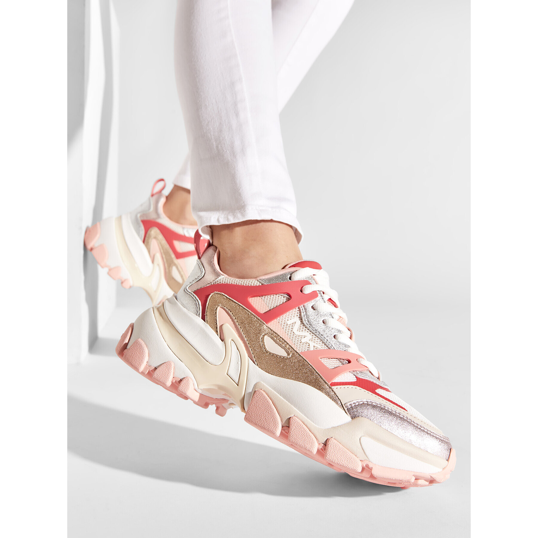 MICHAEL Michael Kors Сникърси Nick Trainer 43T2NIFS1M Цветен - Pepit.bg