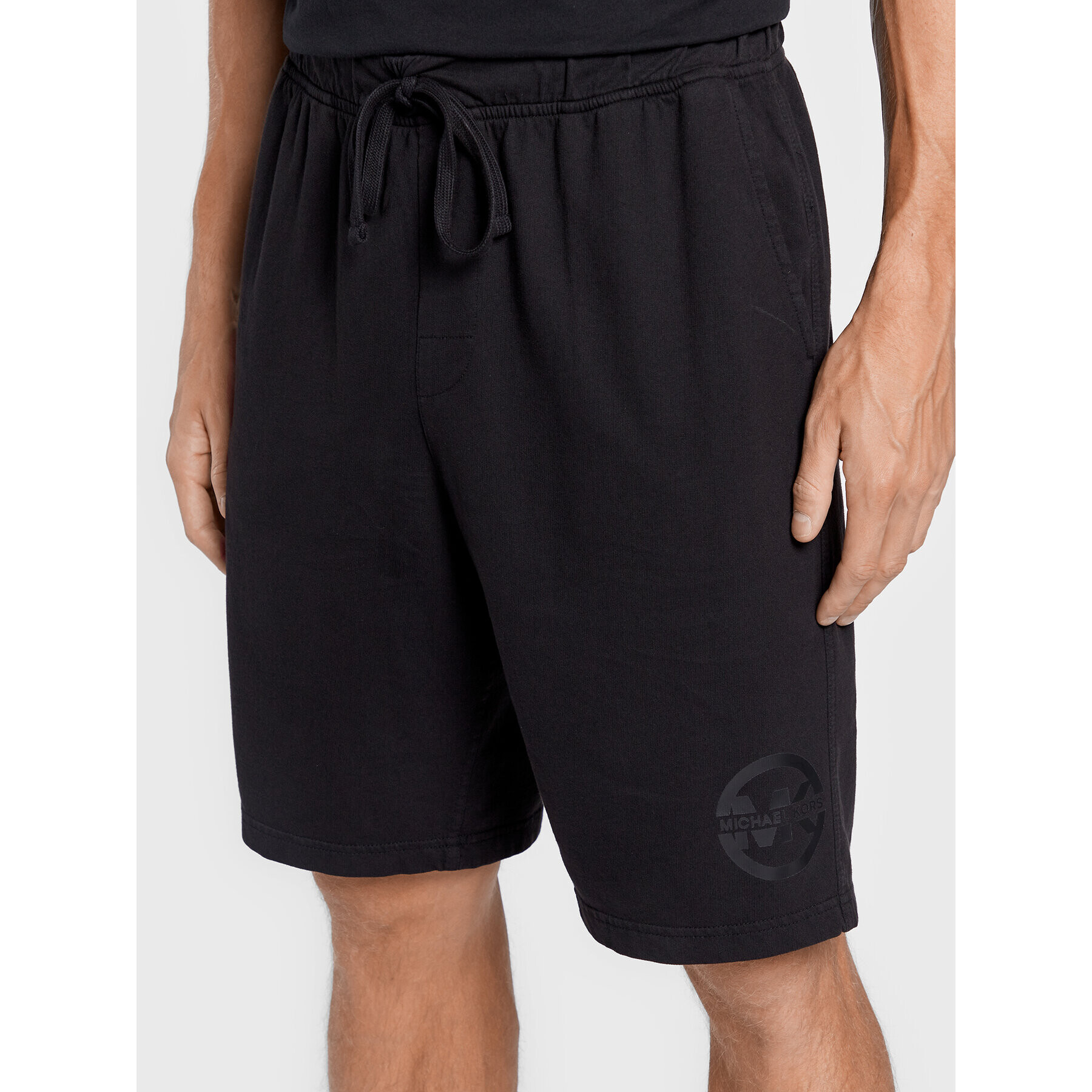 MICHAEL Michael Kors Спортни шорти 6F25S11101 Черен Regular Fit - Pepit.bg